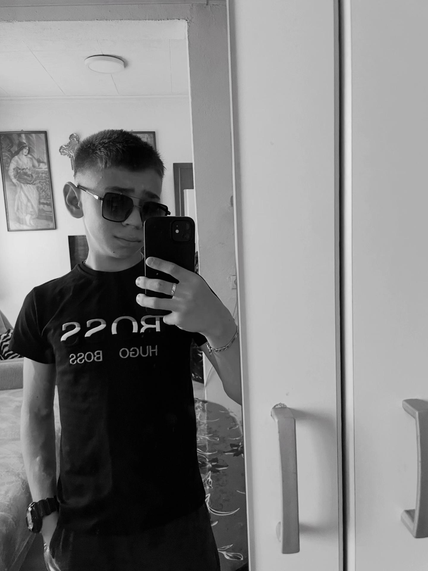 @😎LUKA🖤
