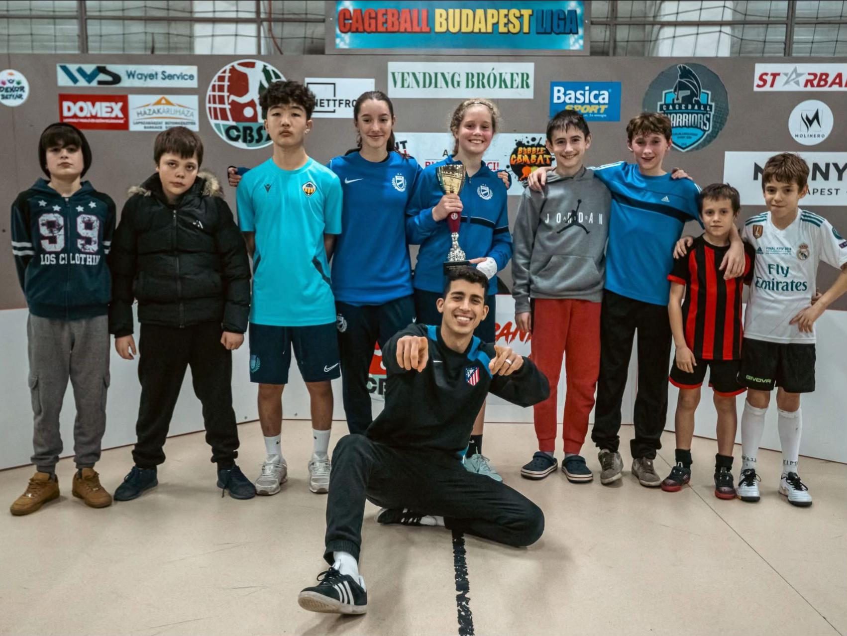 @Cageball Sz&ouml;vets&eacute;g