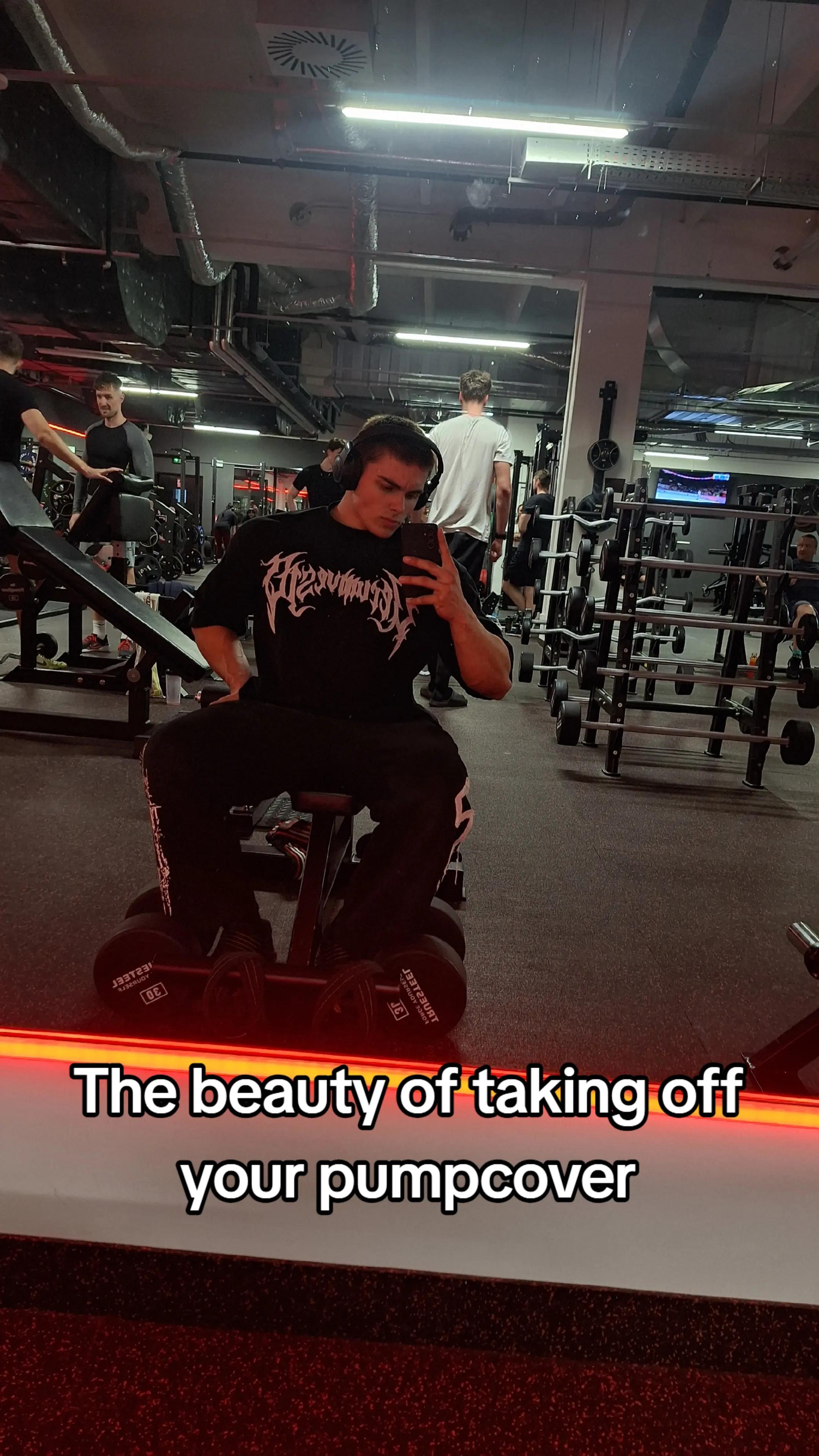 @💪🏻👨🏻&zwj;🦲Bald_Ape✞🇨🇿