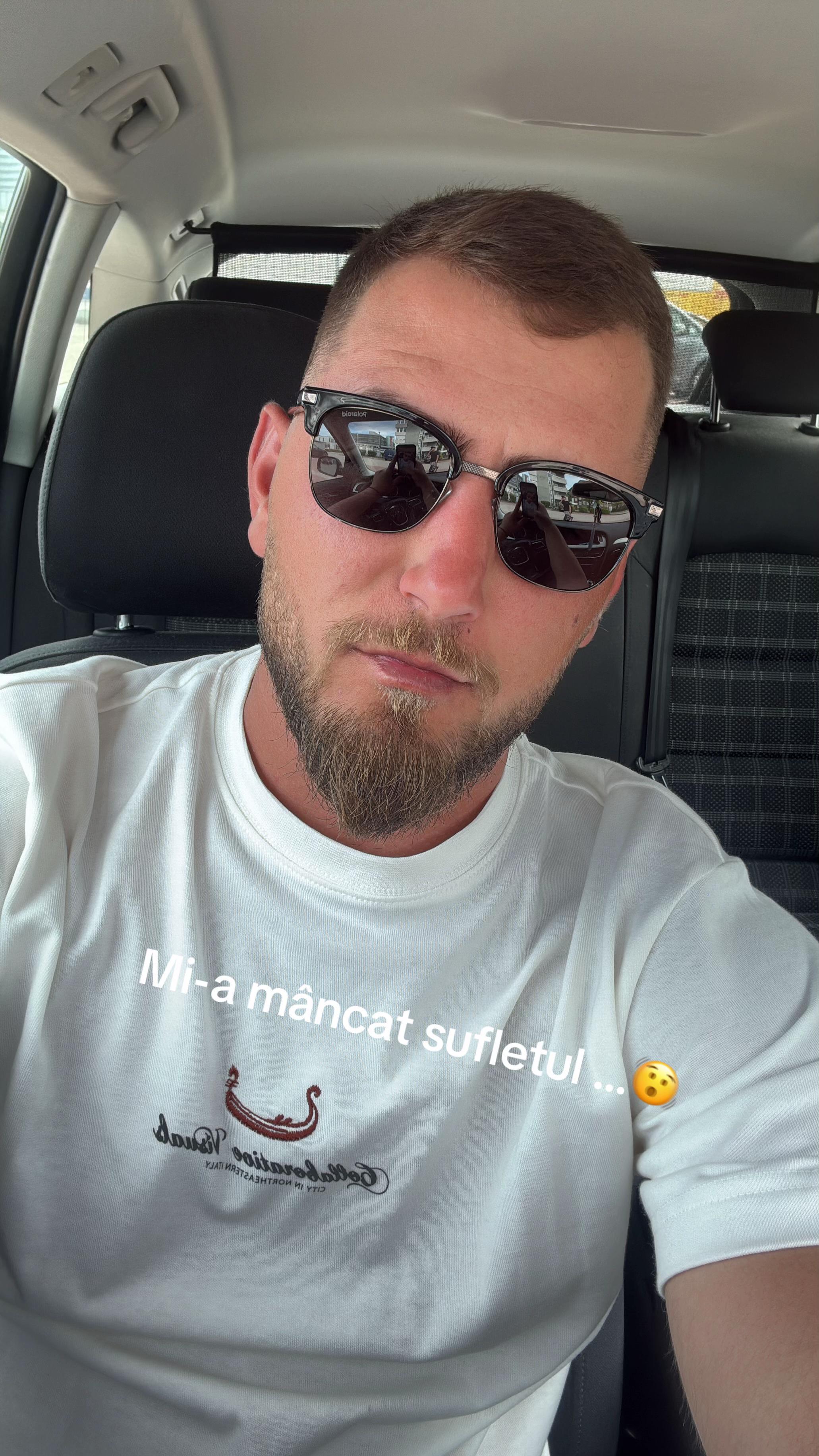 @costicm97