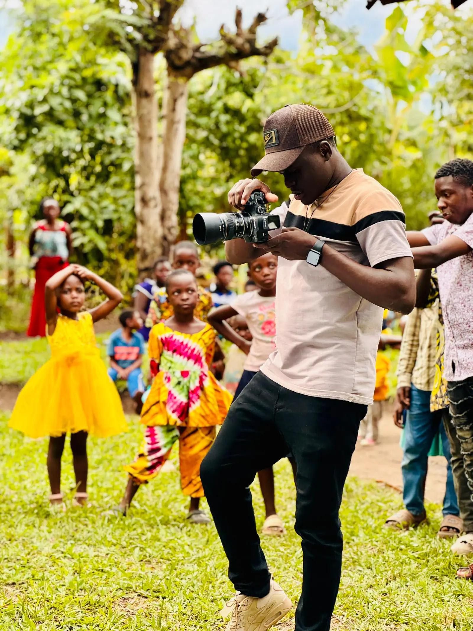 @DARI _PICTURES _UG