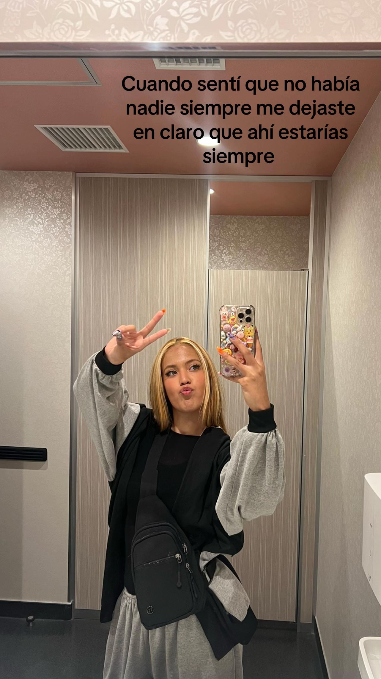 @Lailla