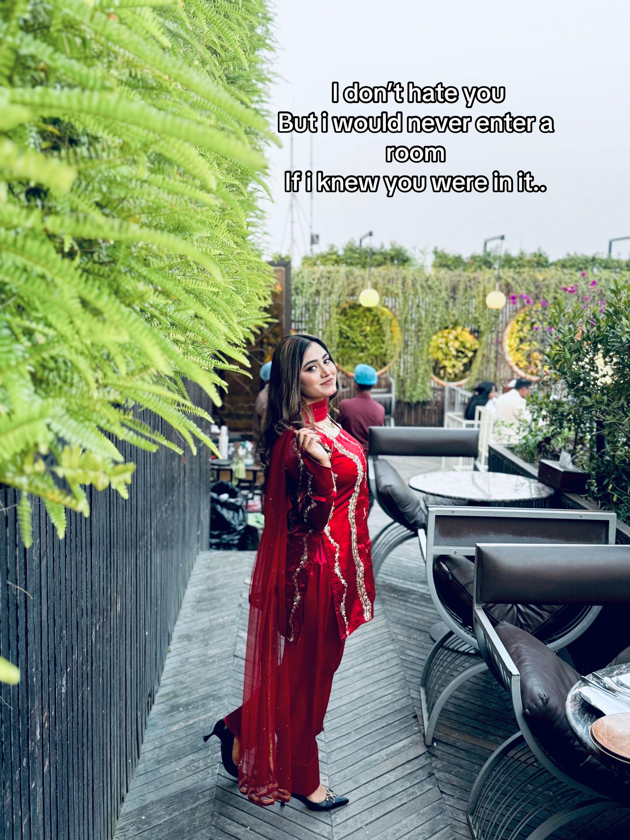 @عائشة حسين
