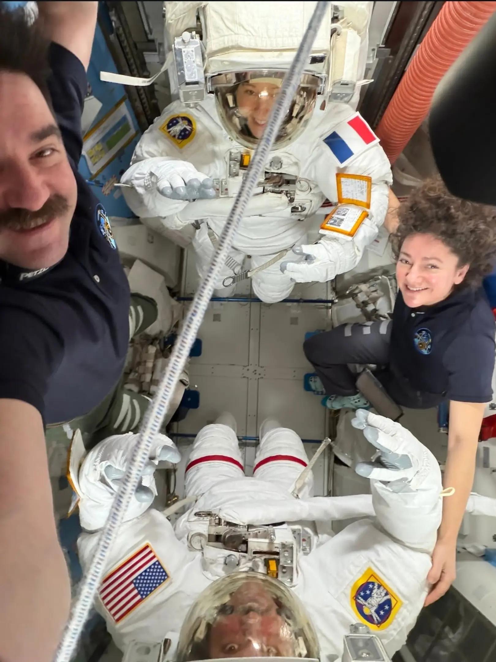 @astro_iss