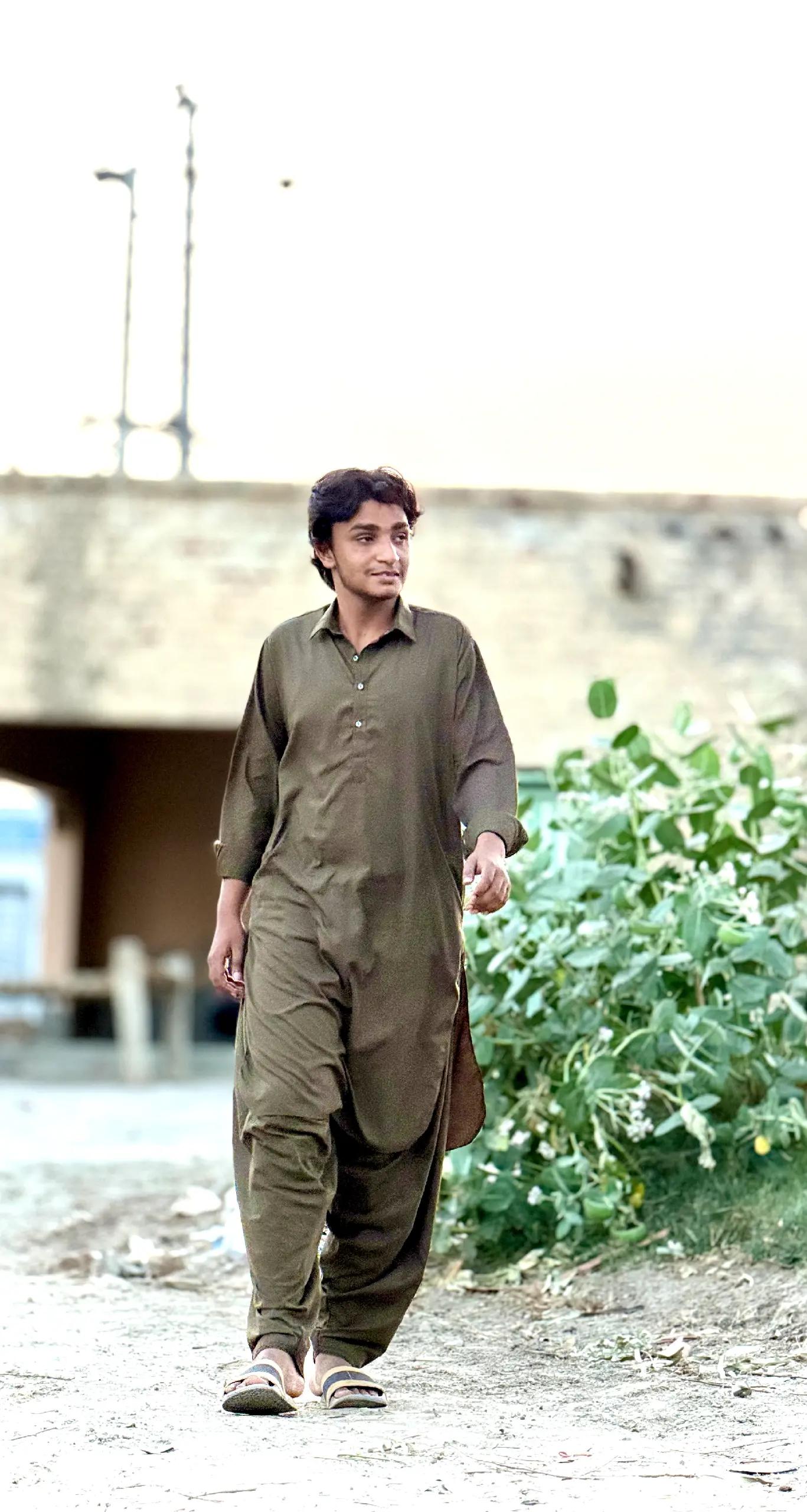 @Zurain_raza