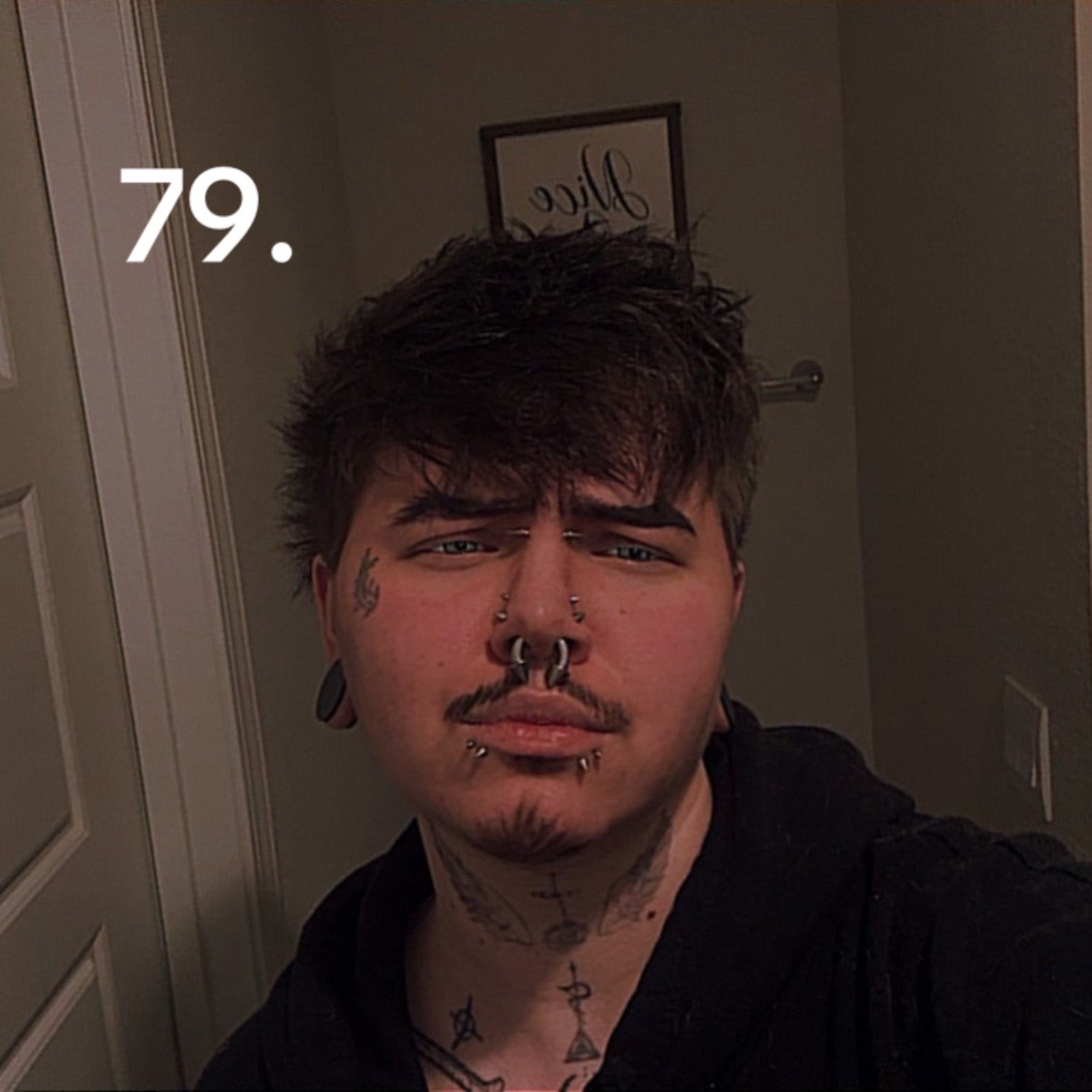 @Serj Saber ⛈️ - Roman