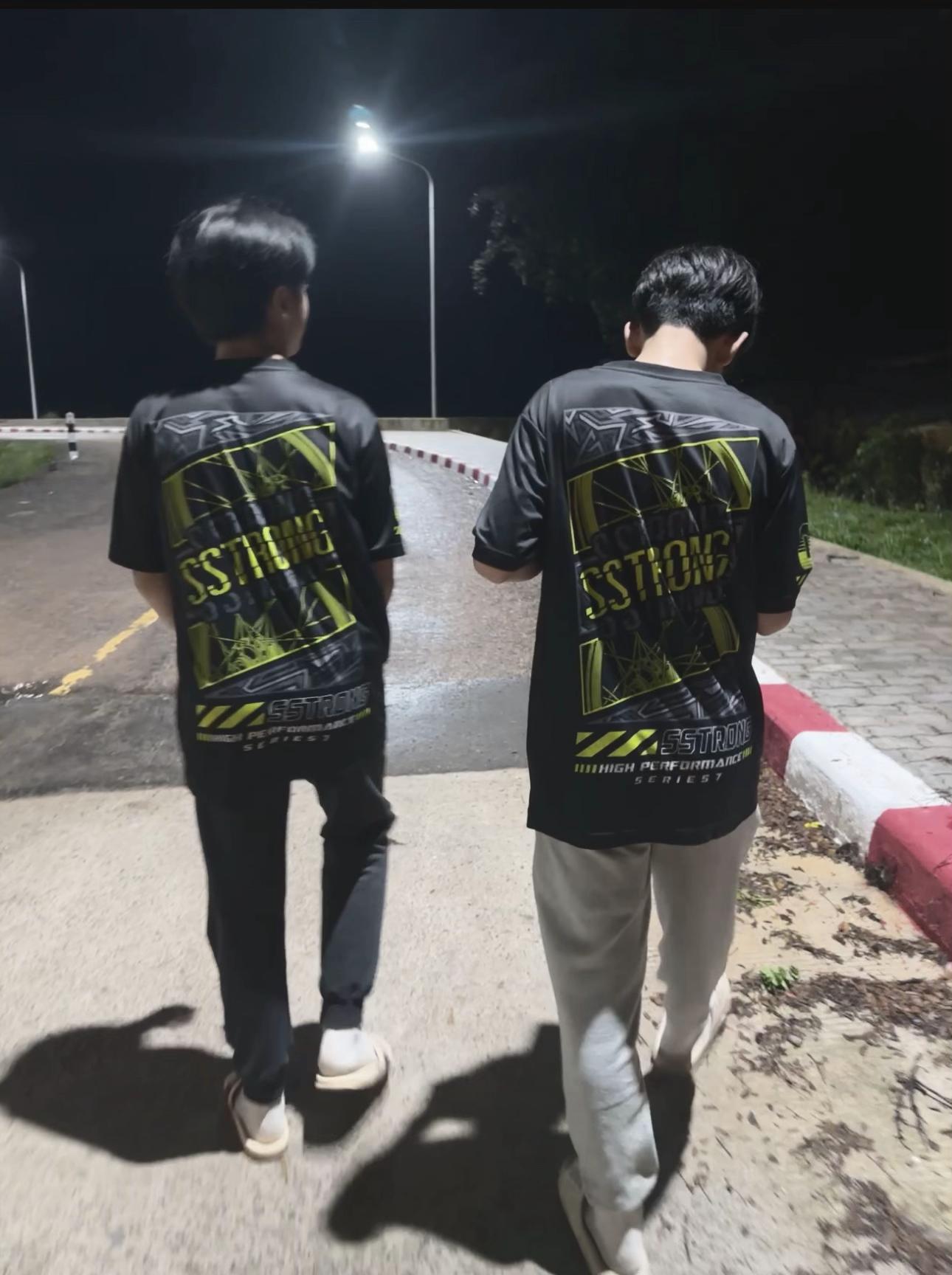 @𝐓𝐎𝐌𝐌𝐘 🐾