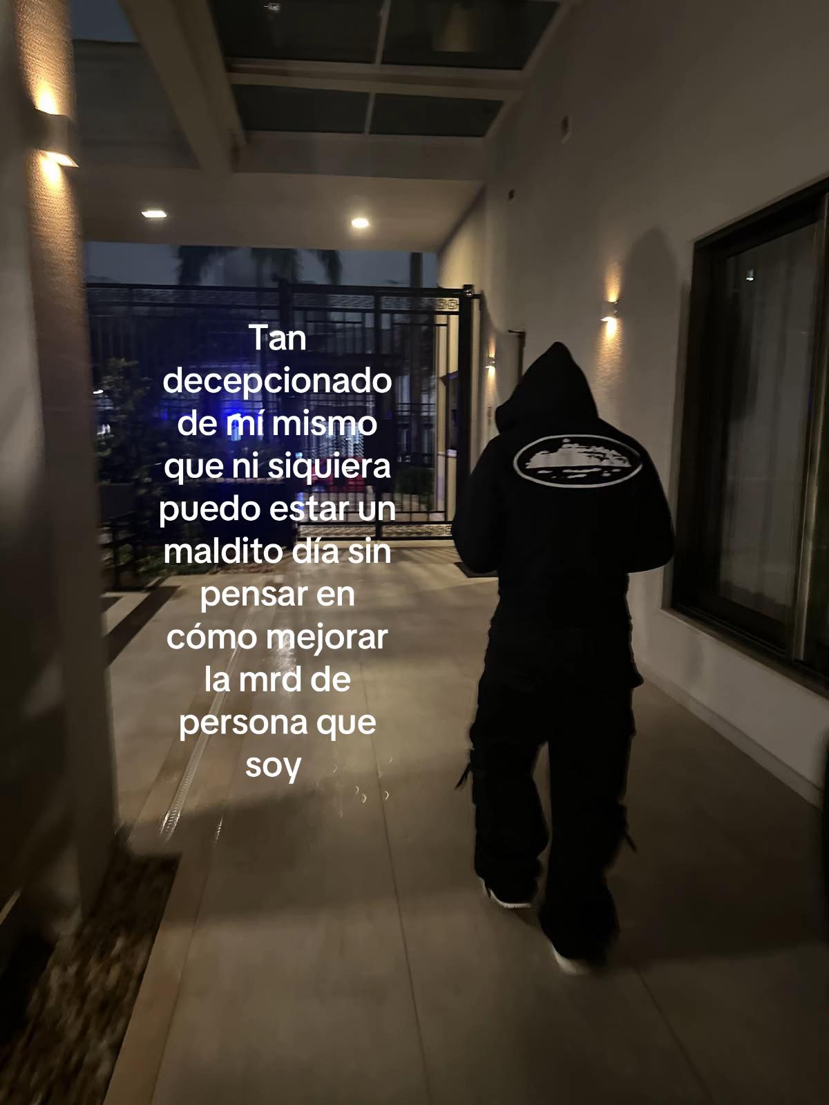 @&Aacute;ngel_Vaz06