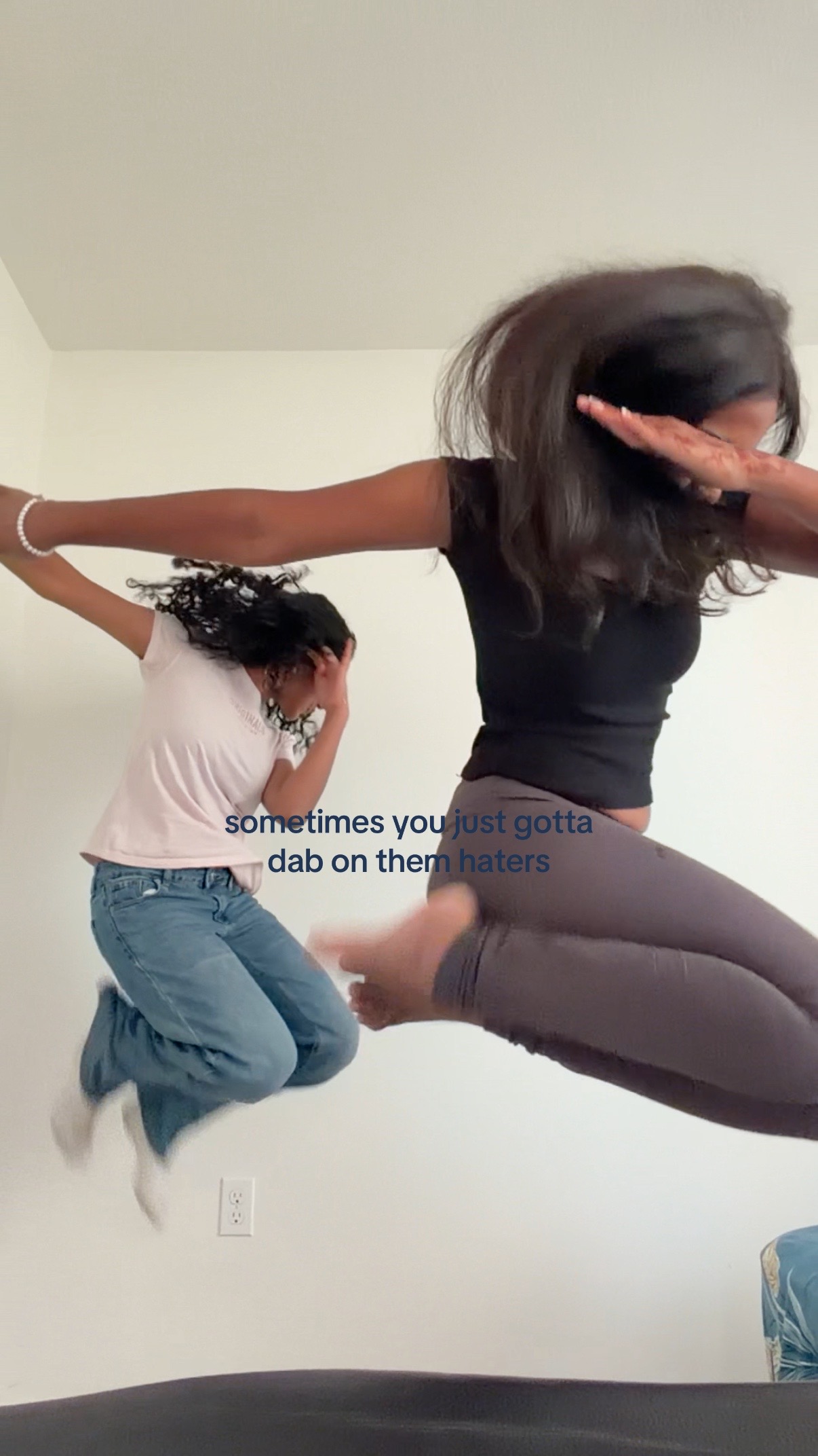 @itissats_0