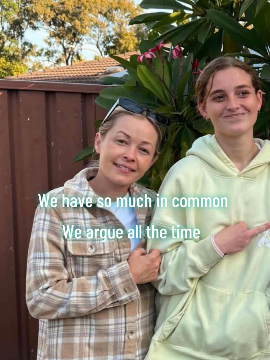 @Mia Skinner