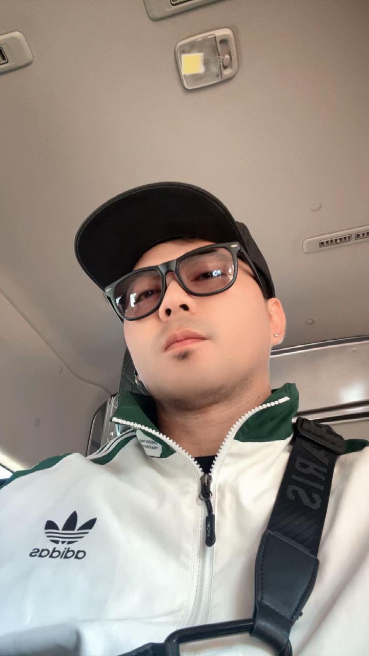 @Mon Marasigan