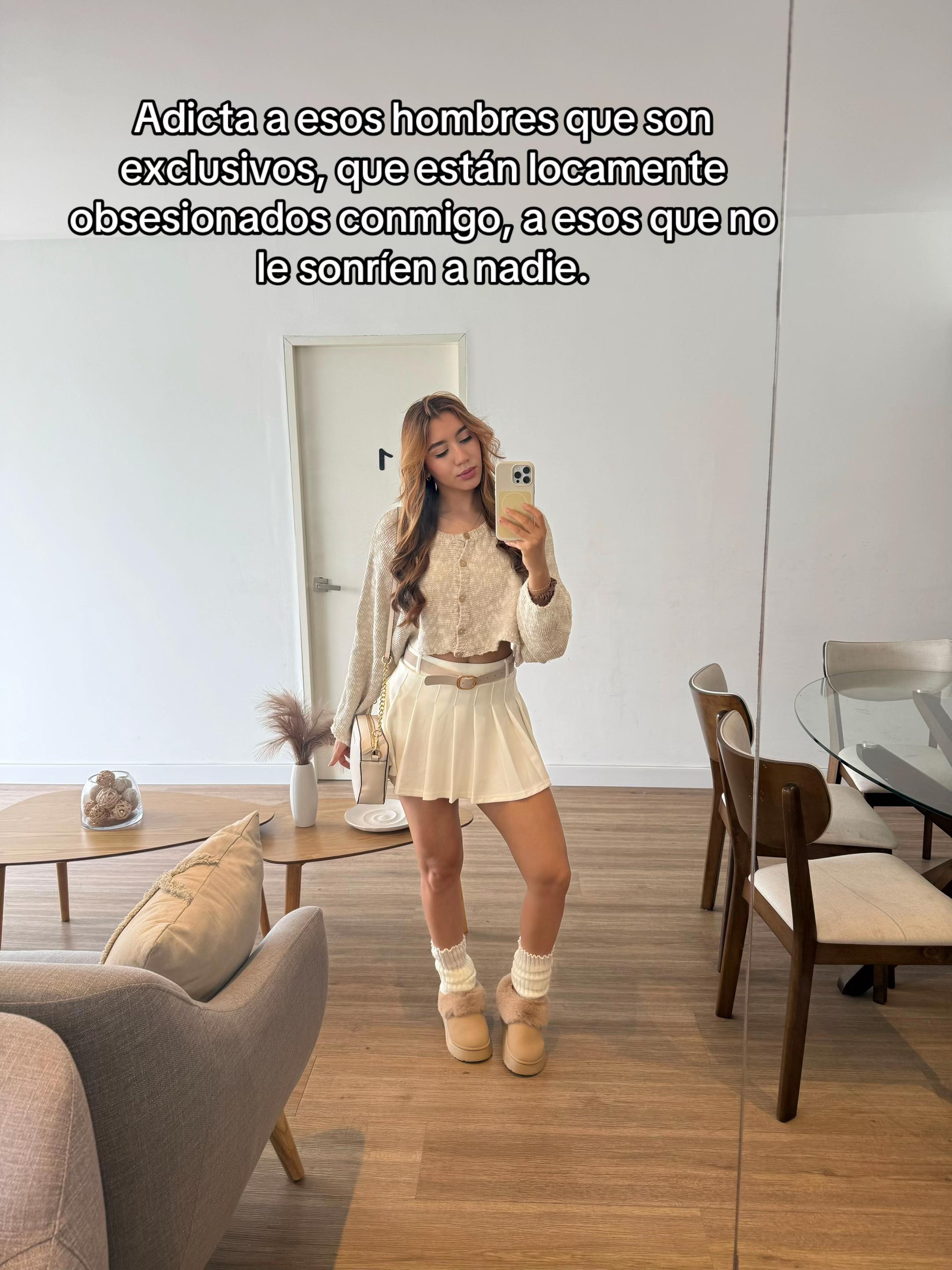 @Monita💛👱🏻♀️