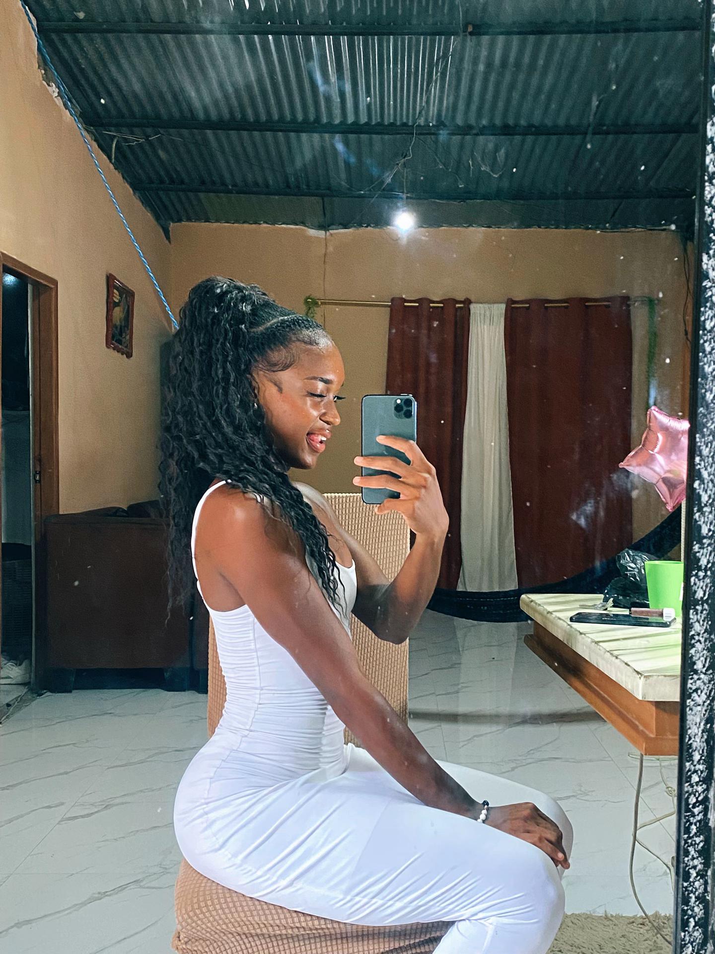 @ELIBETH🐩🤍