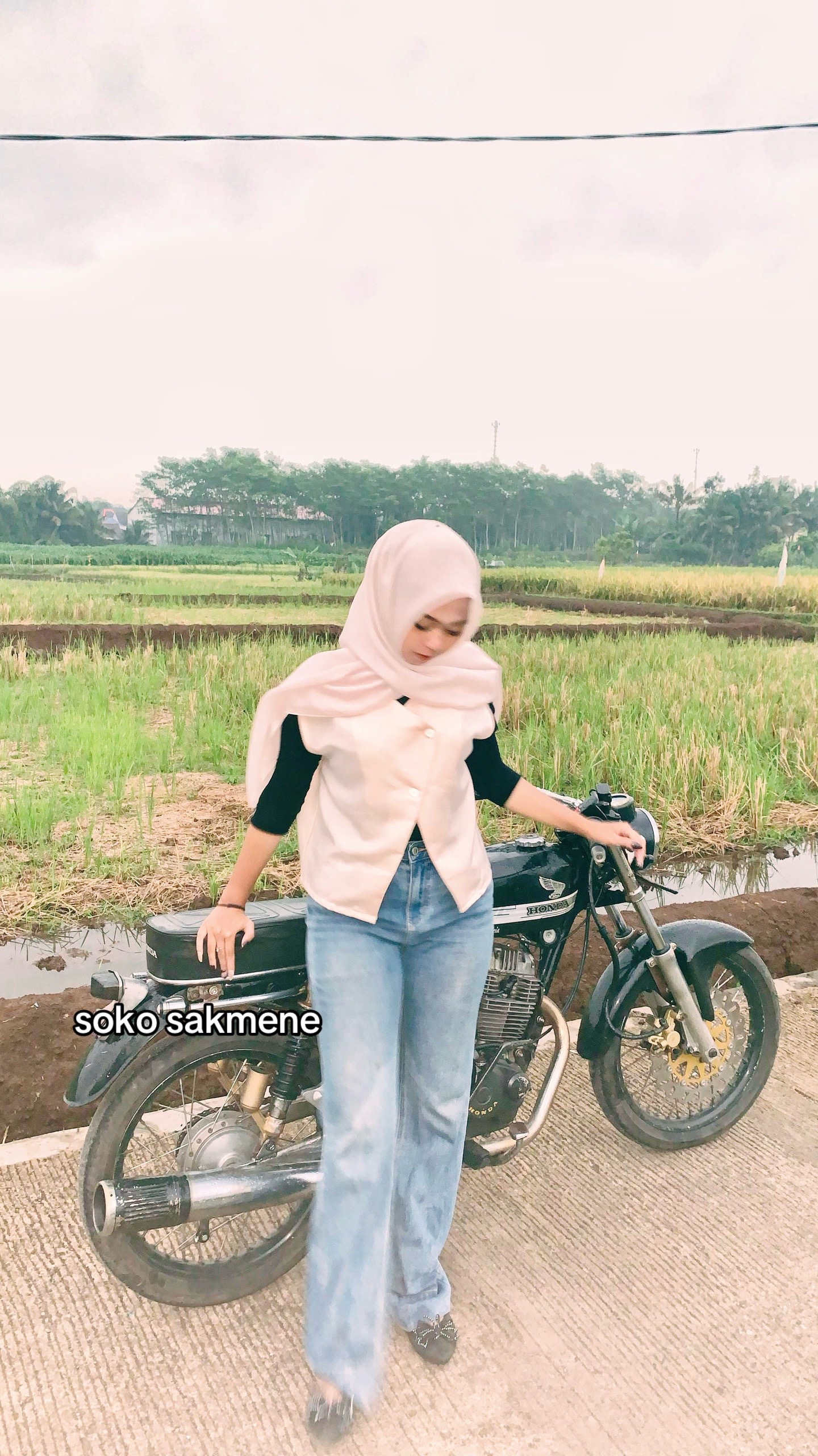 @nadiraainunnisaa