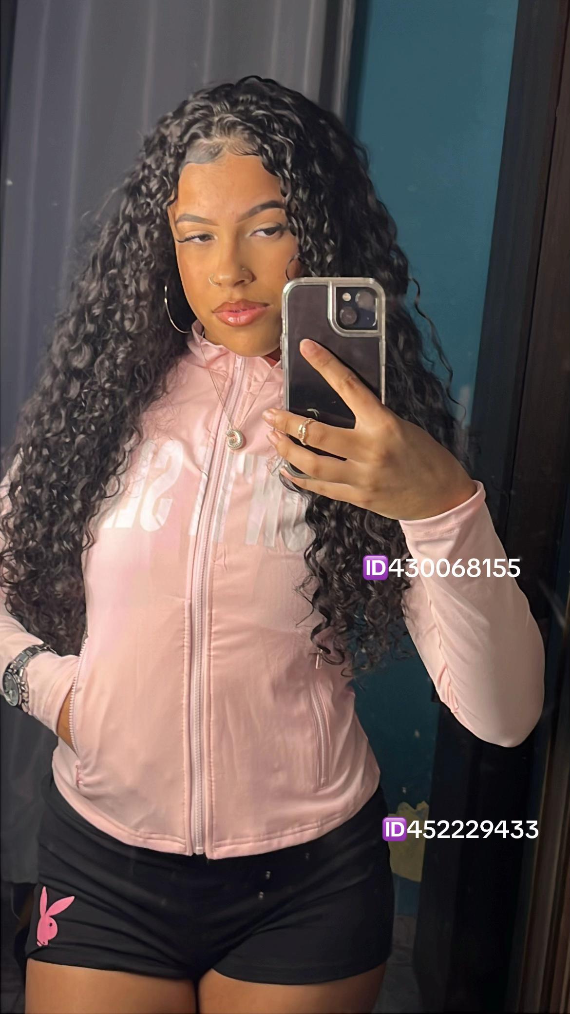 @Giovanna.