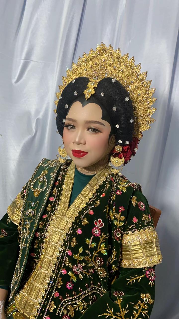 @hermawatimakeuphairdo,MUABone