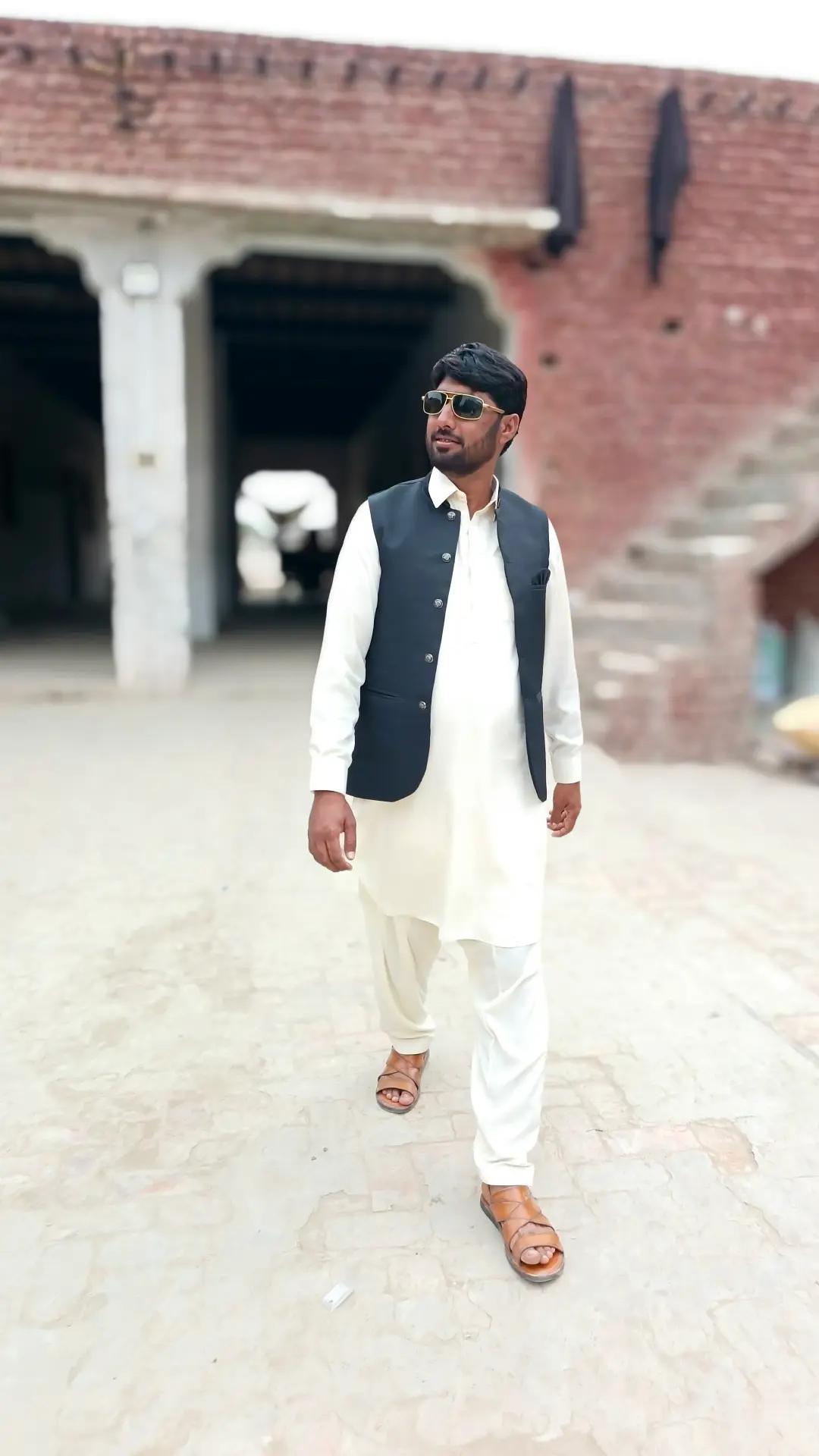 @fakhar 9696