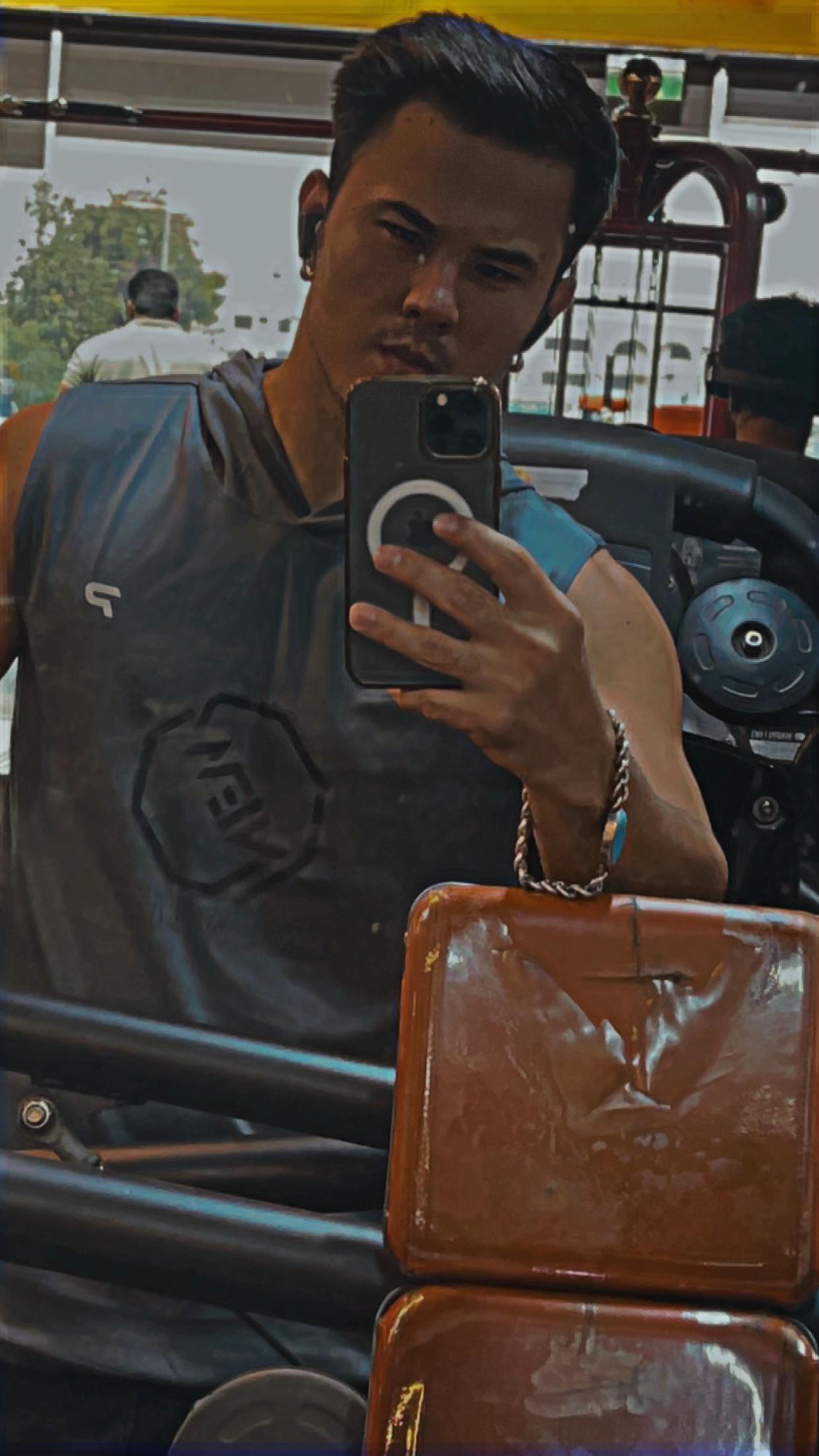 @➳ᴹᴿ°᭄ FAISAL KHAN