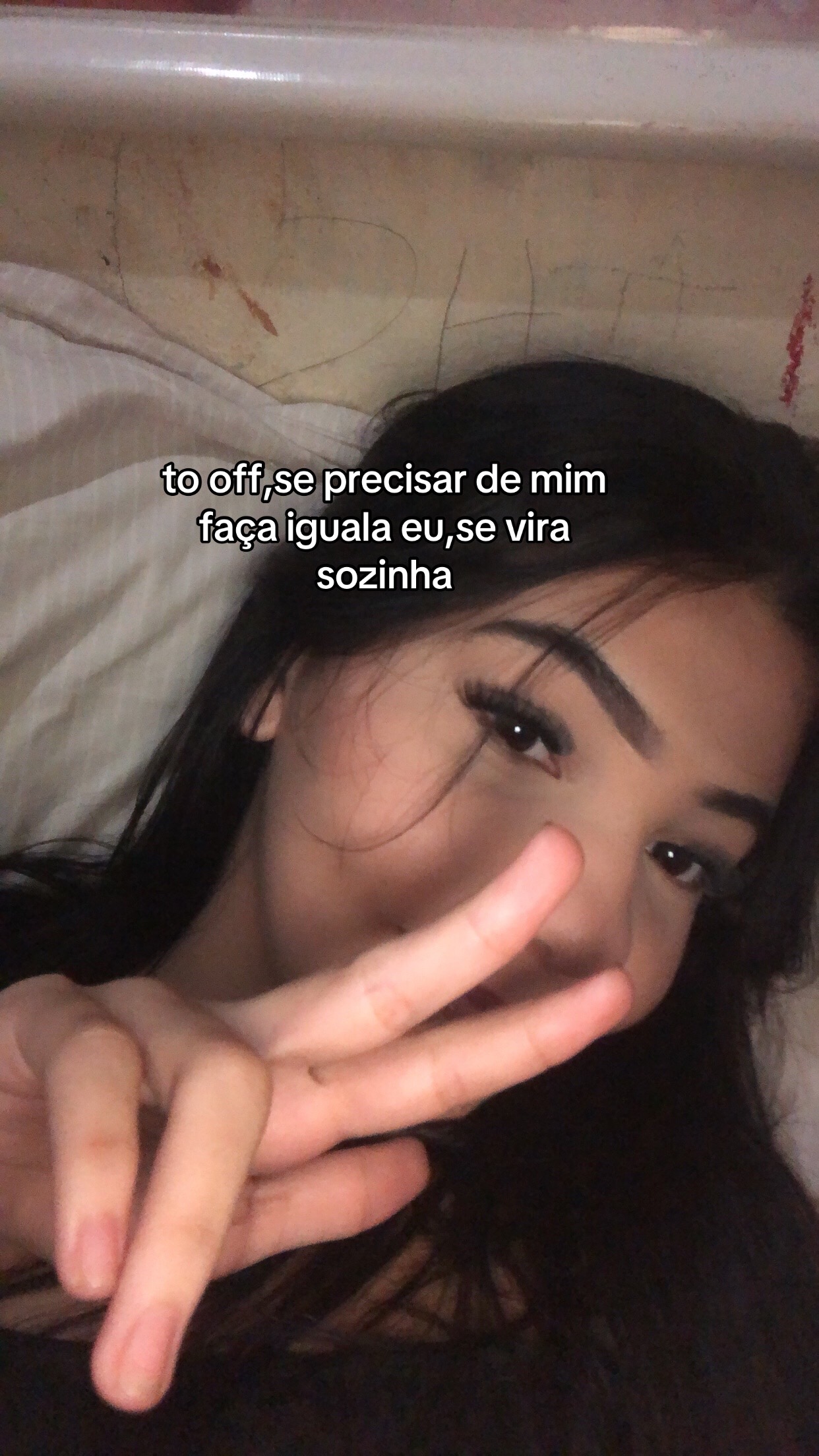@👩🏻🏫