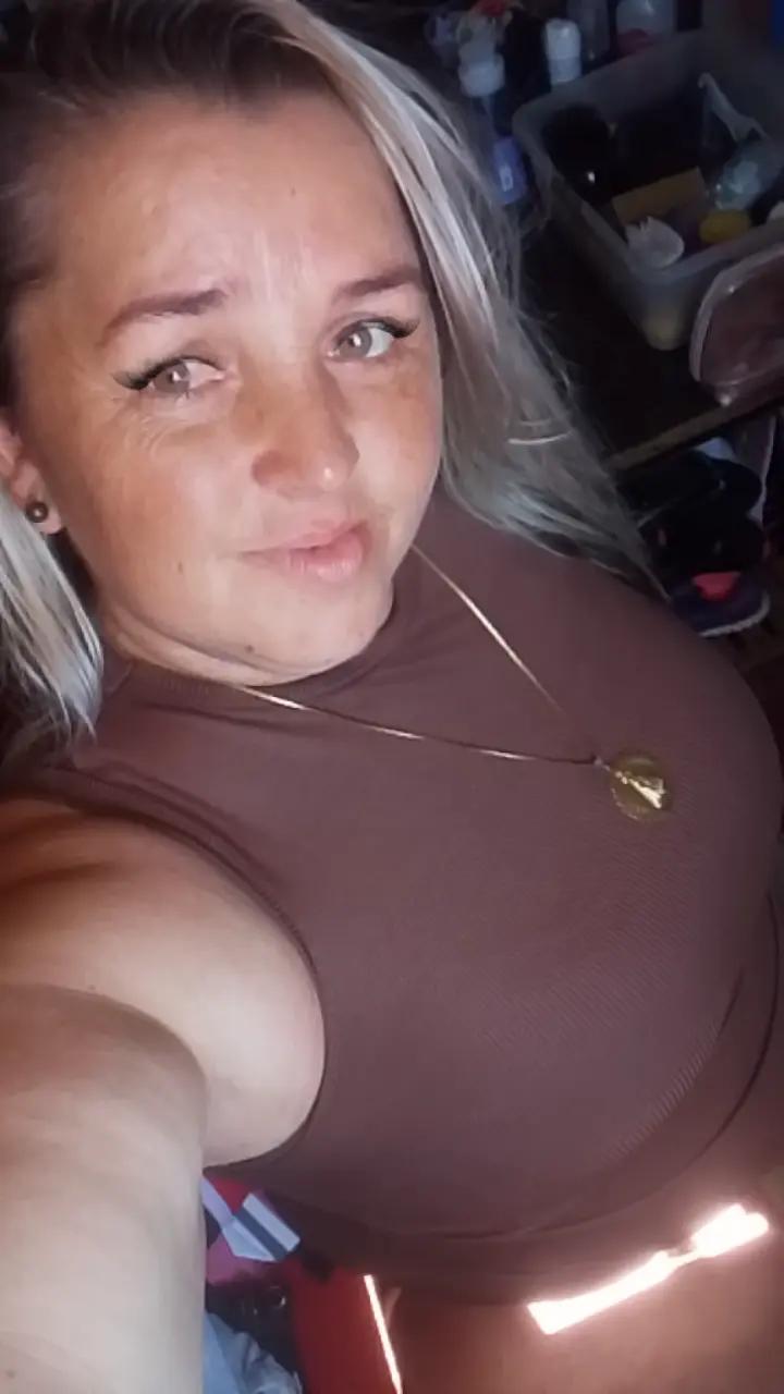 @M&aacute;rcia Paula♍