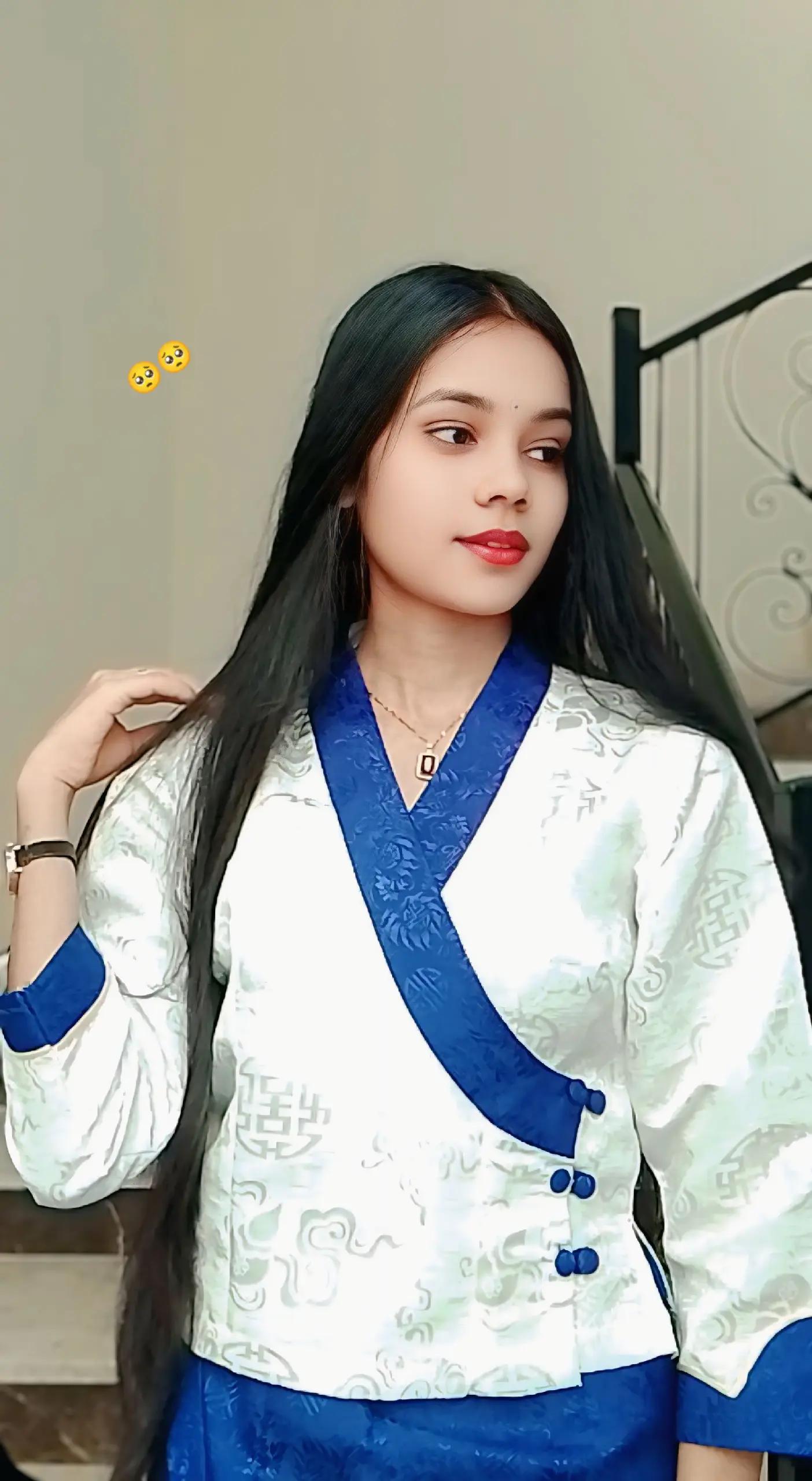 @꧁🪈🦚राधे_राधे🦚🪈꧂