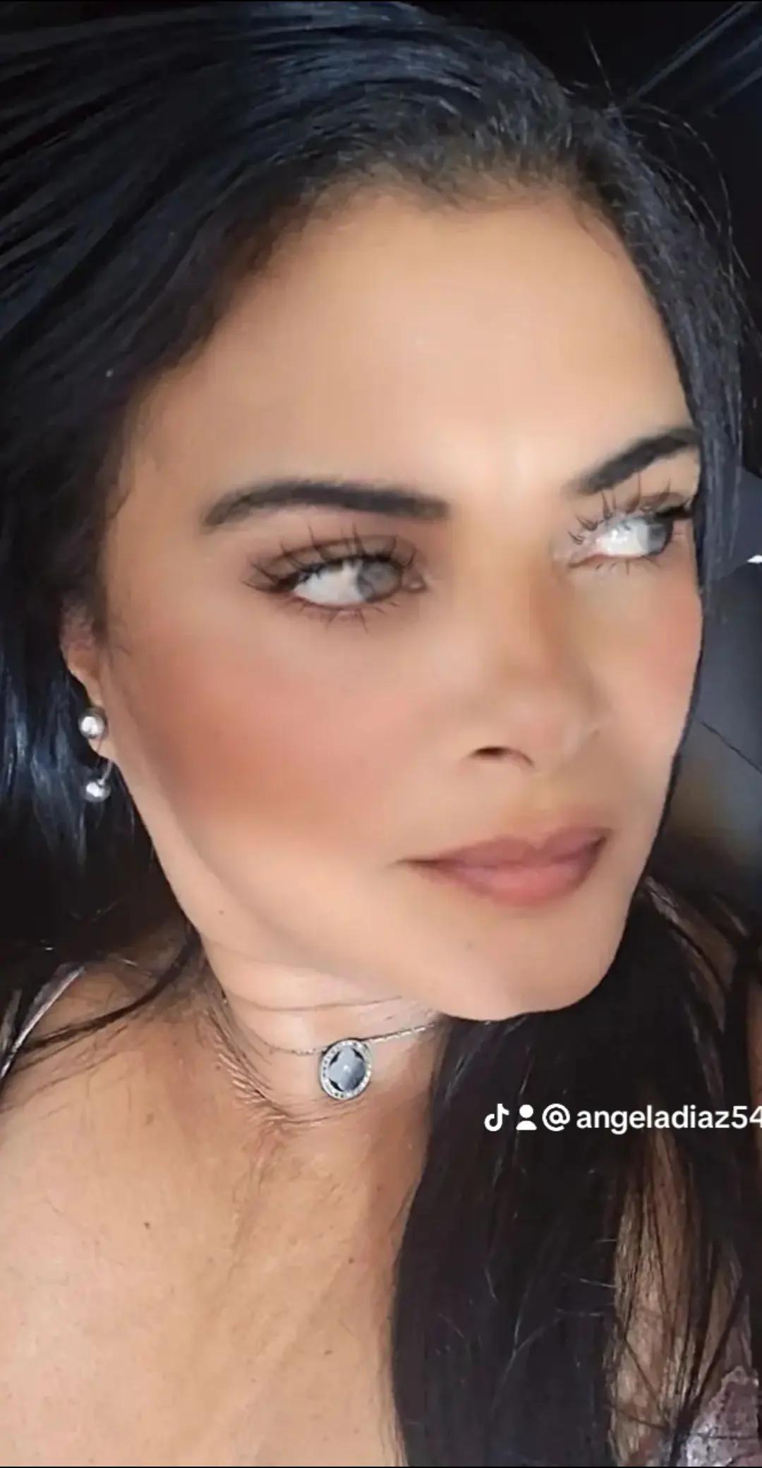 @Angela Diaz🇩🇴🇩🇴🇩🇴