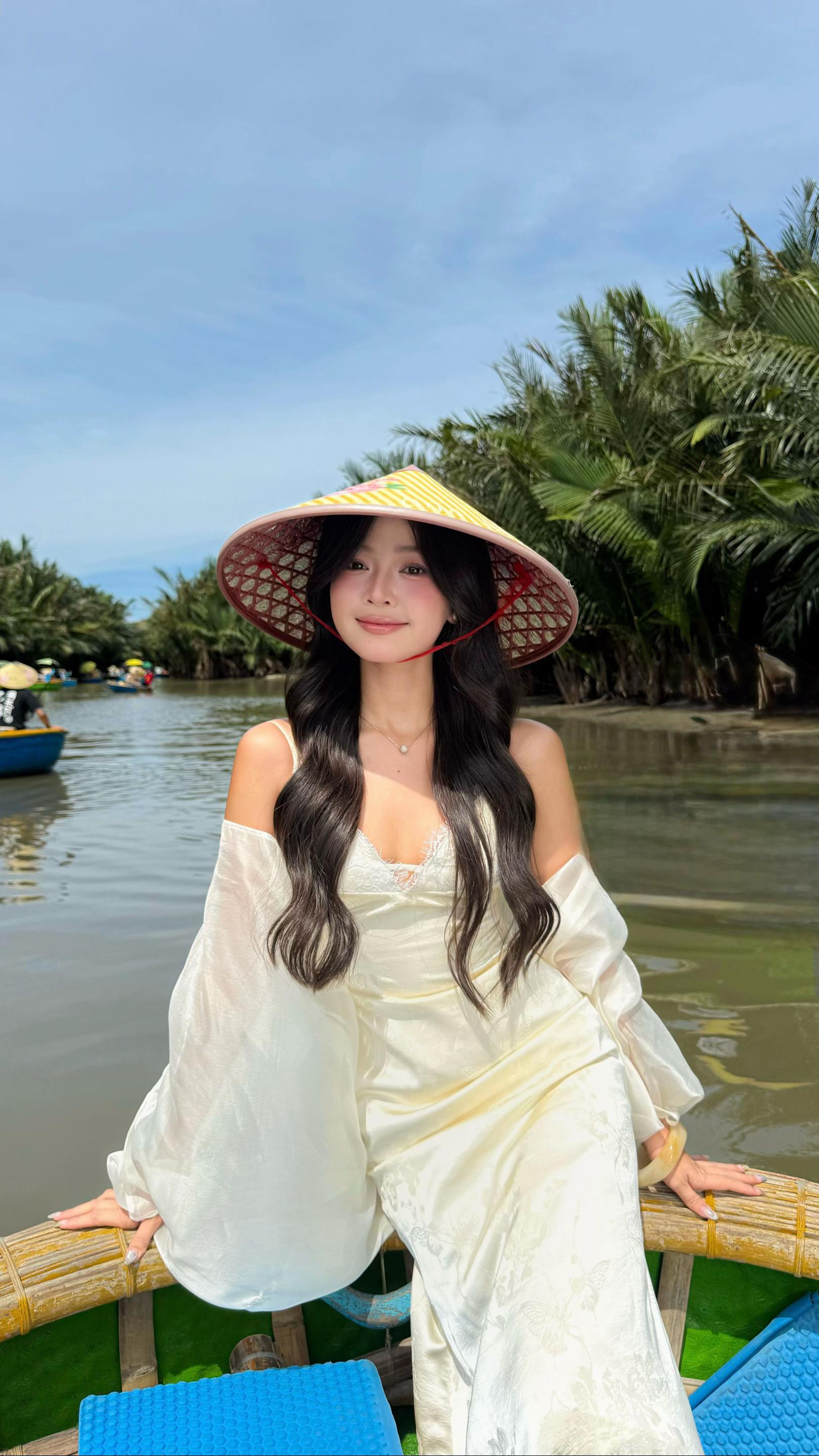 @Nguyen Thi Thu Thuy