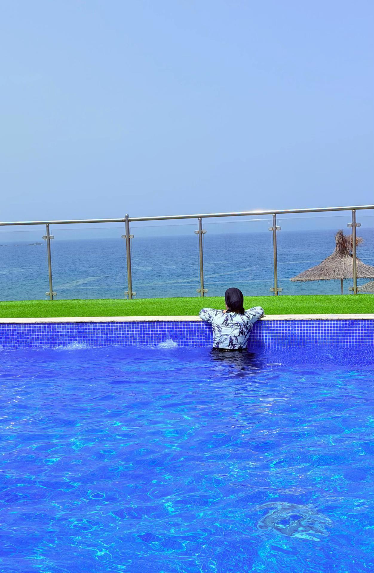 @chaimaa.travels