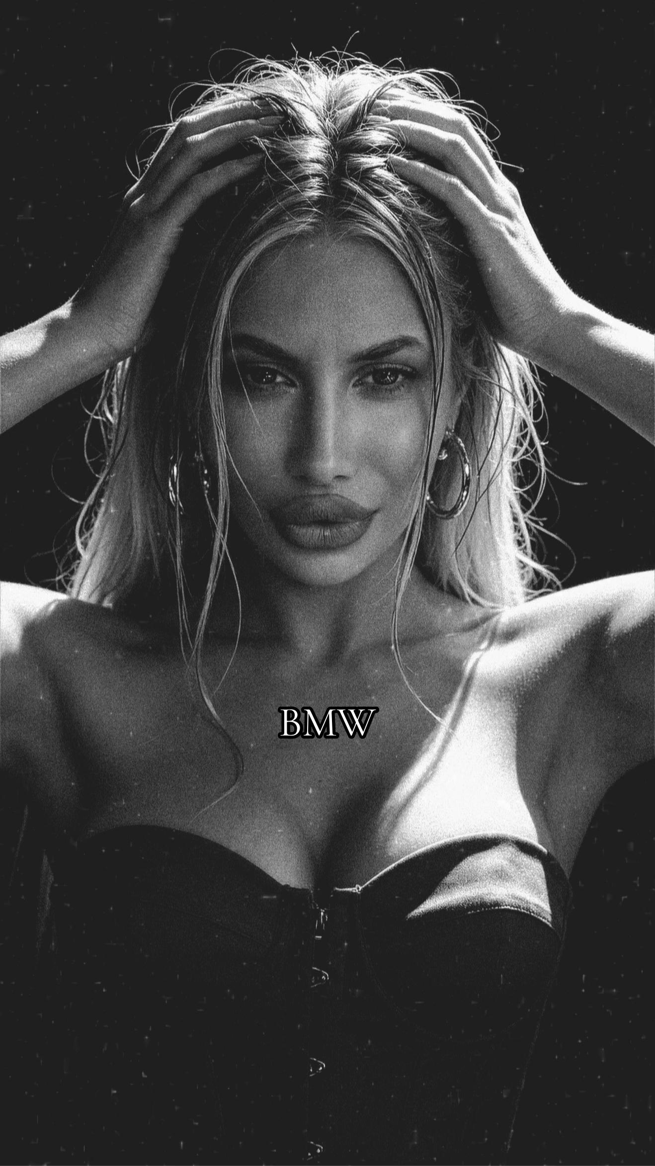 @Melania