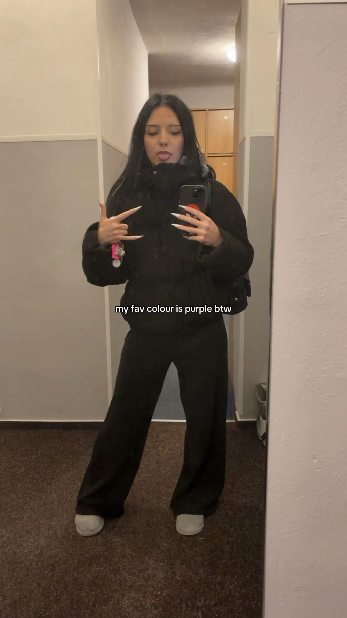 @victoria