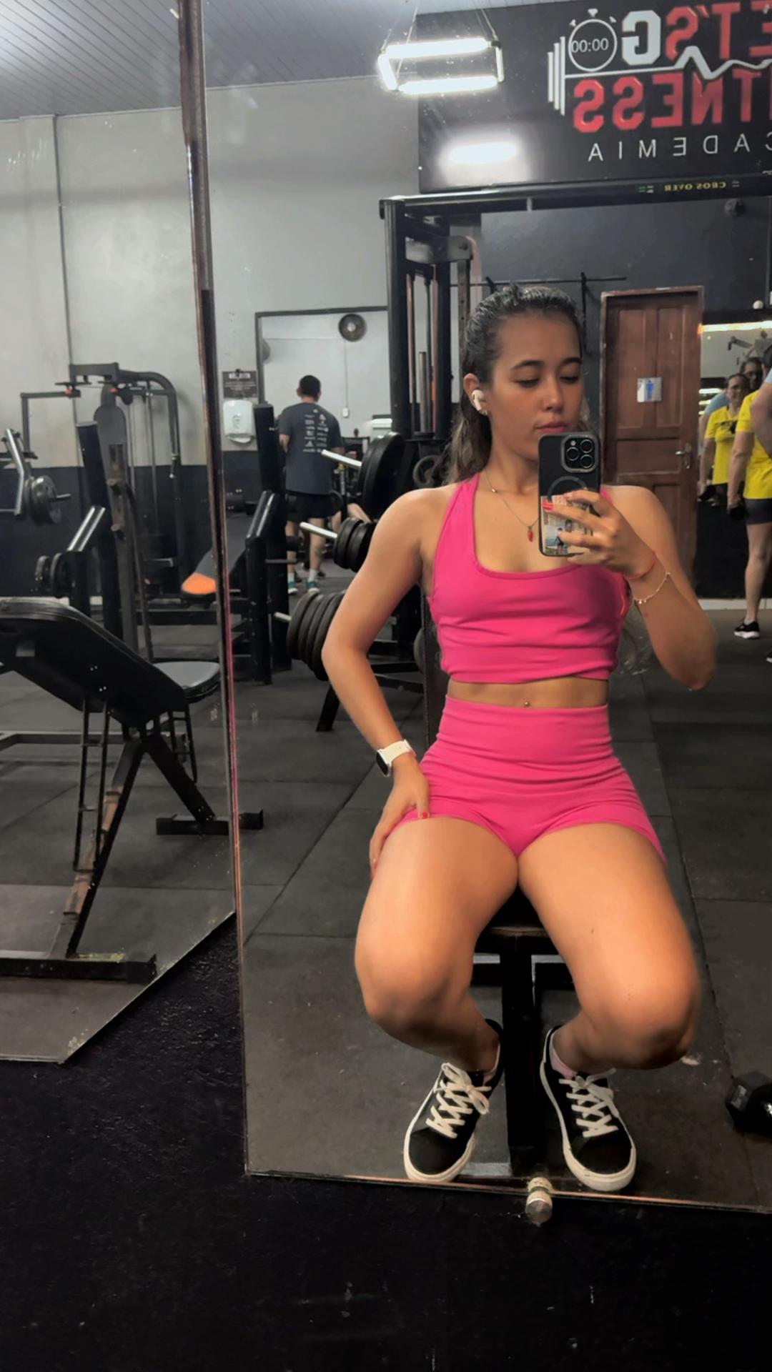 @Andreia Gislayne
