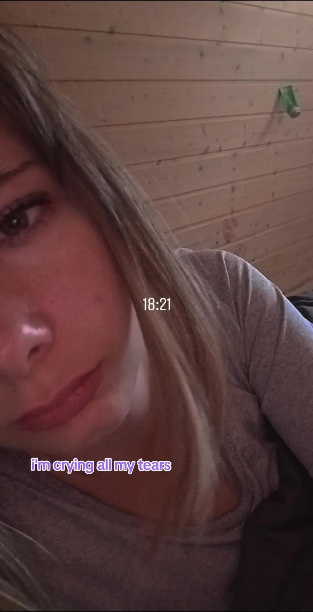 @zoey_love