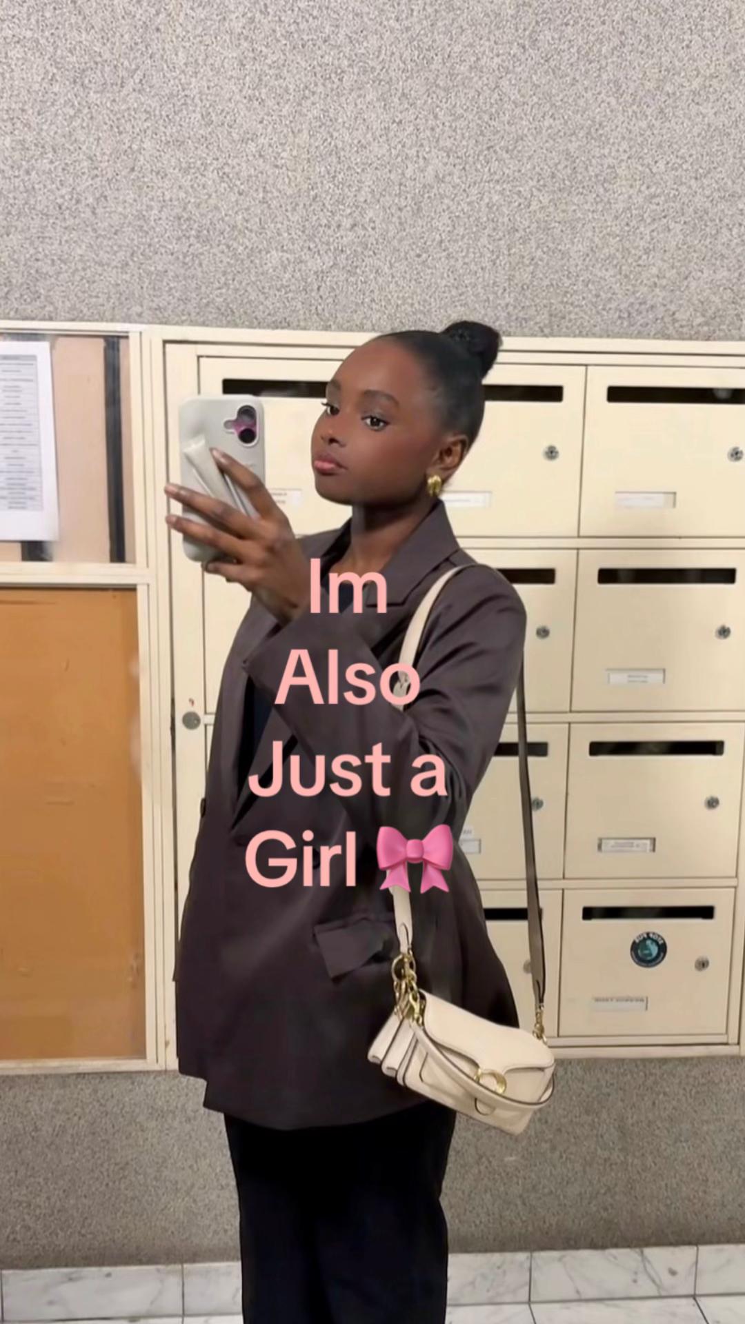 @𝑺𝒂𝒔𝒔𝒐𝒖-𝑻𝒉𝒂𝒍𝒊𝒂 👸🏾