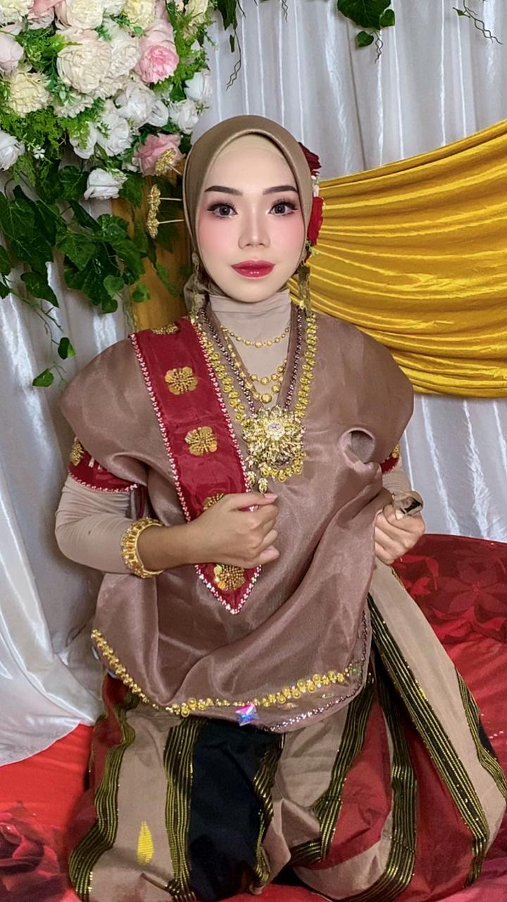 @hermawatimakeuphairdo,MUABone