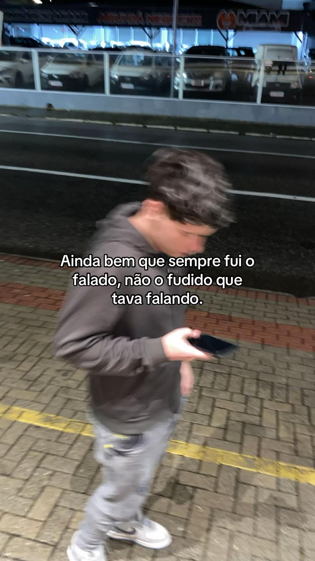 @rezini