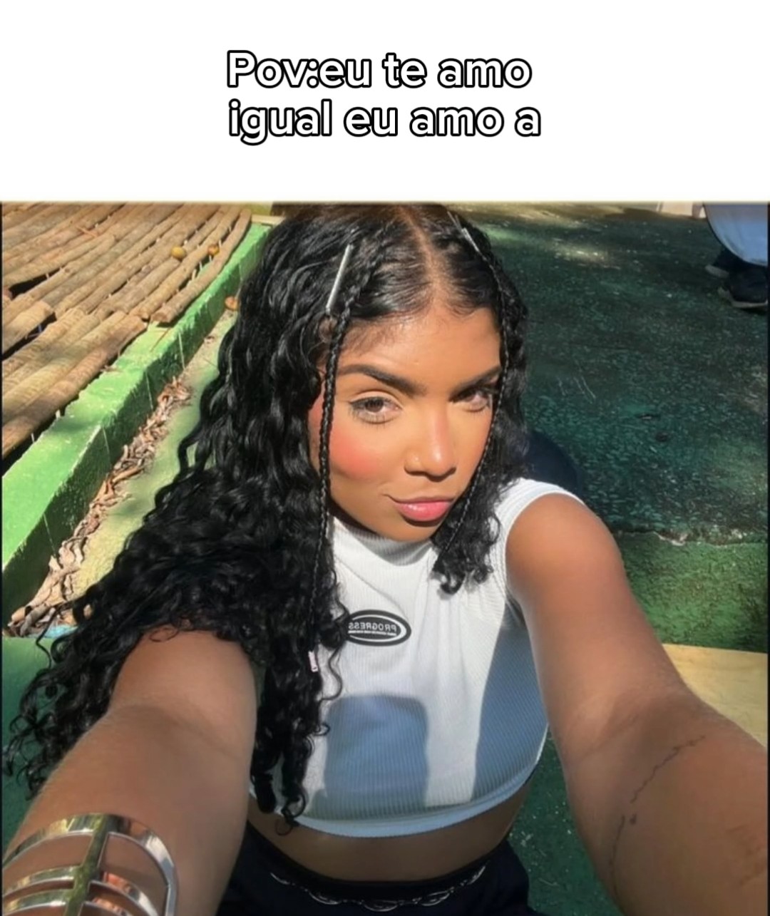 @Ana Julia