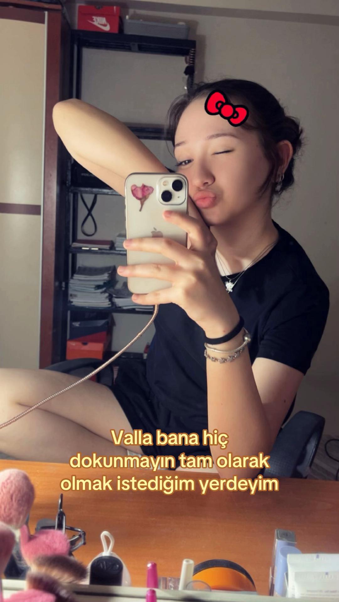 @🥂