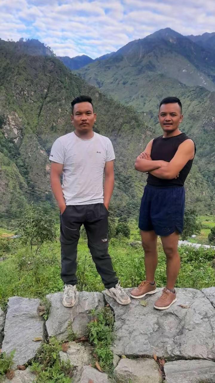 @mountain seeker 🗻