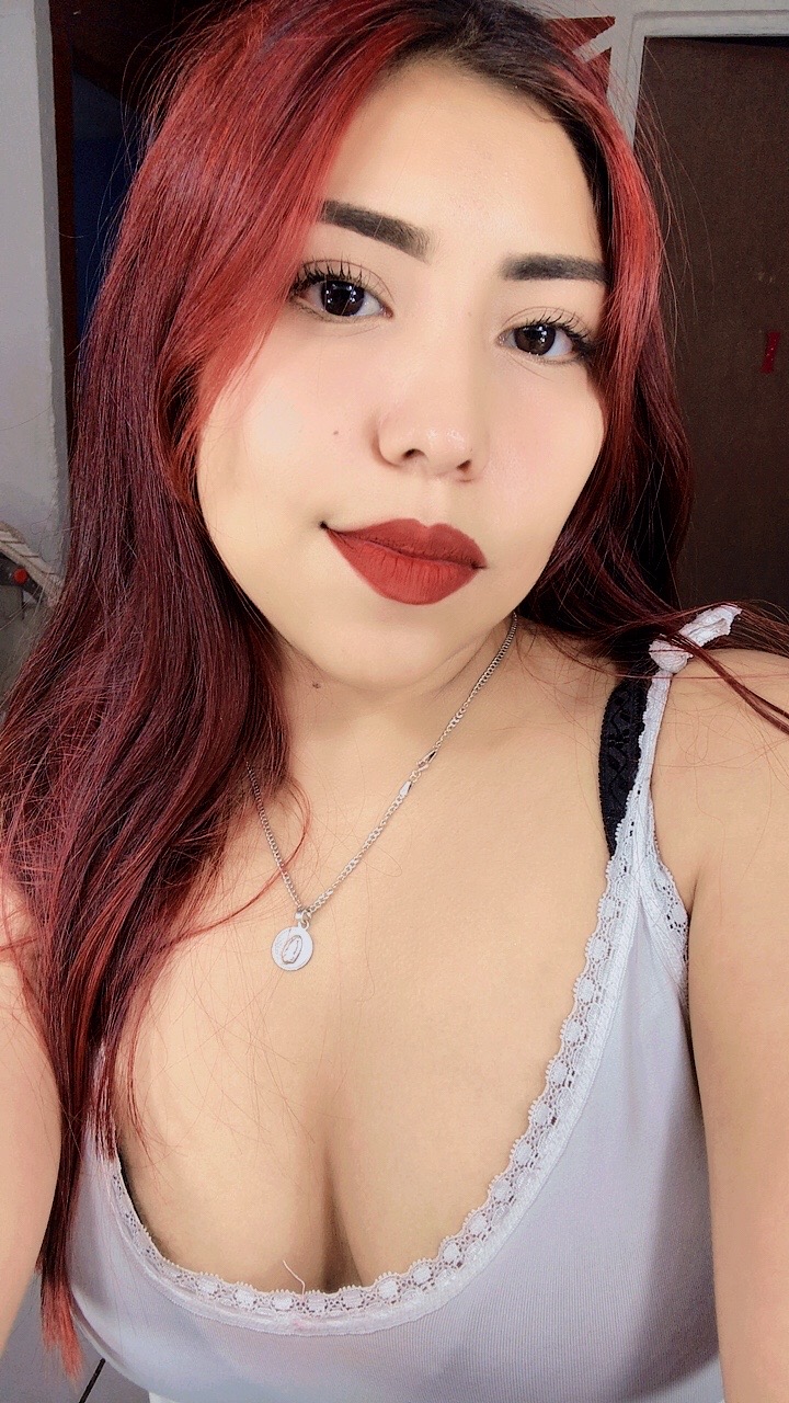 @Alesita💜🌸