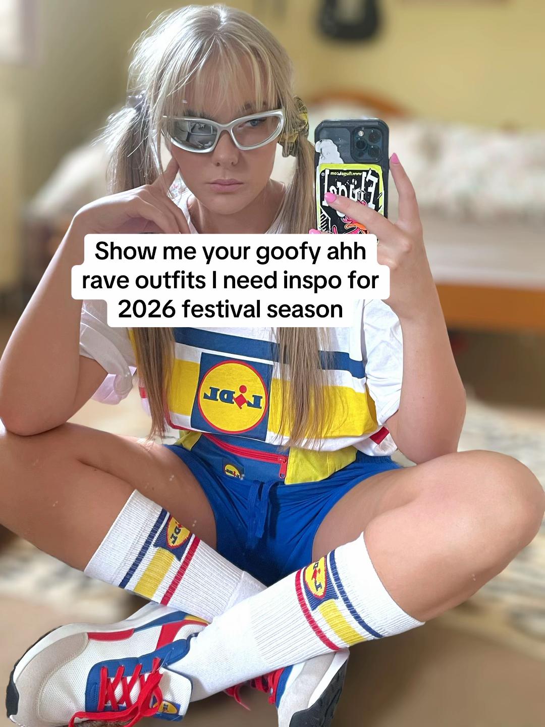 @RAVE BARBIE 2.0