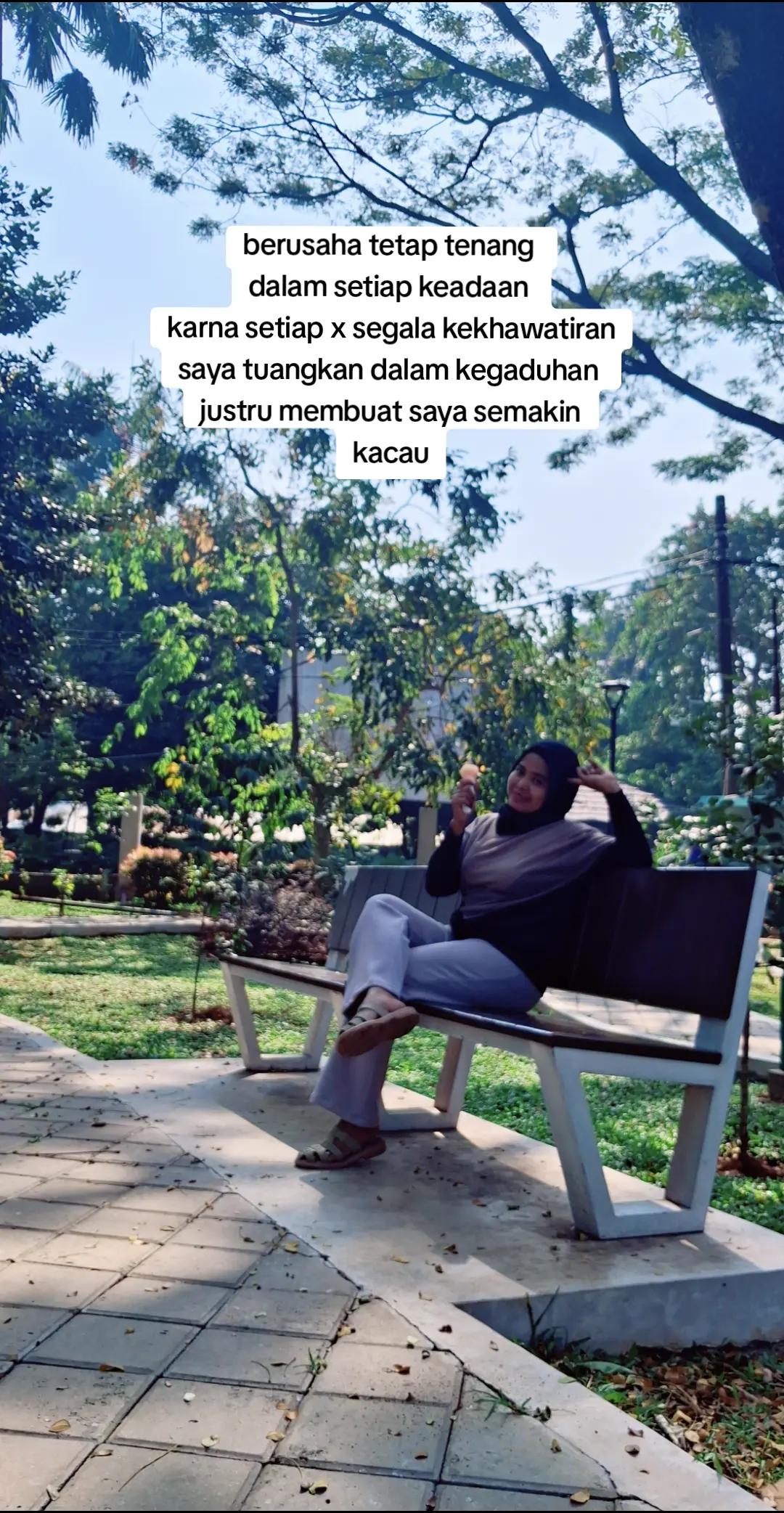 @neng aprilia (Baby R)🥰