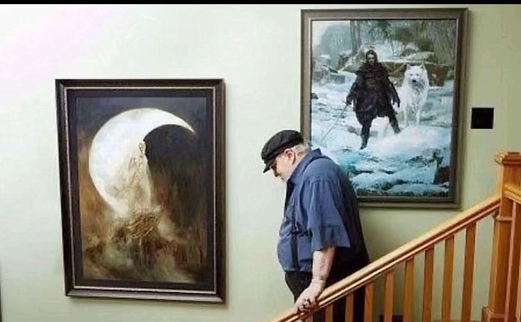 @•