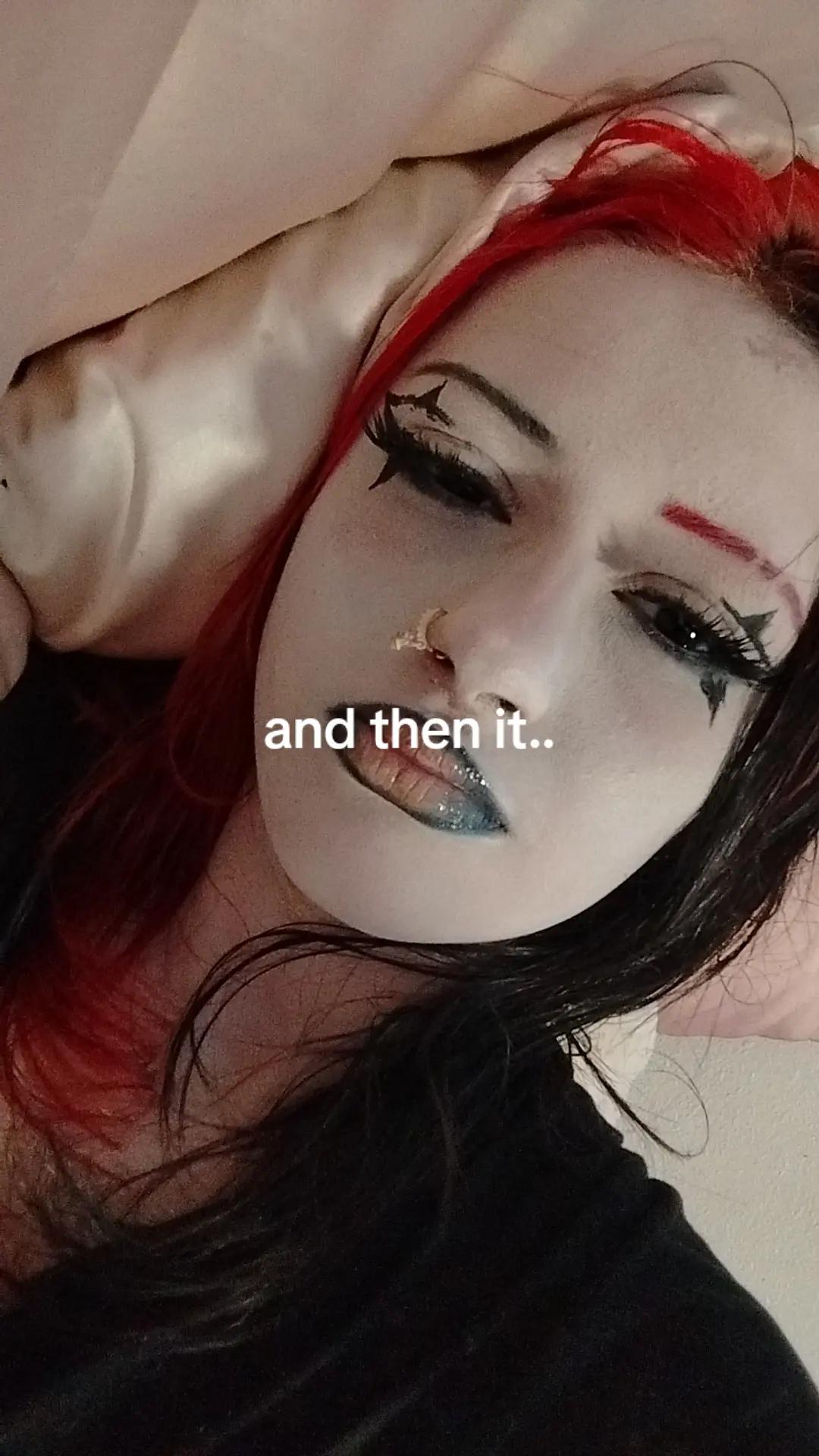 @⊰V⊱