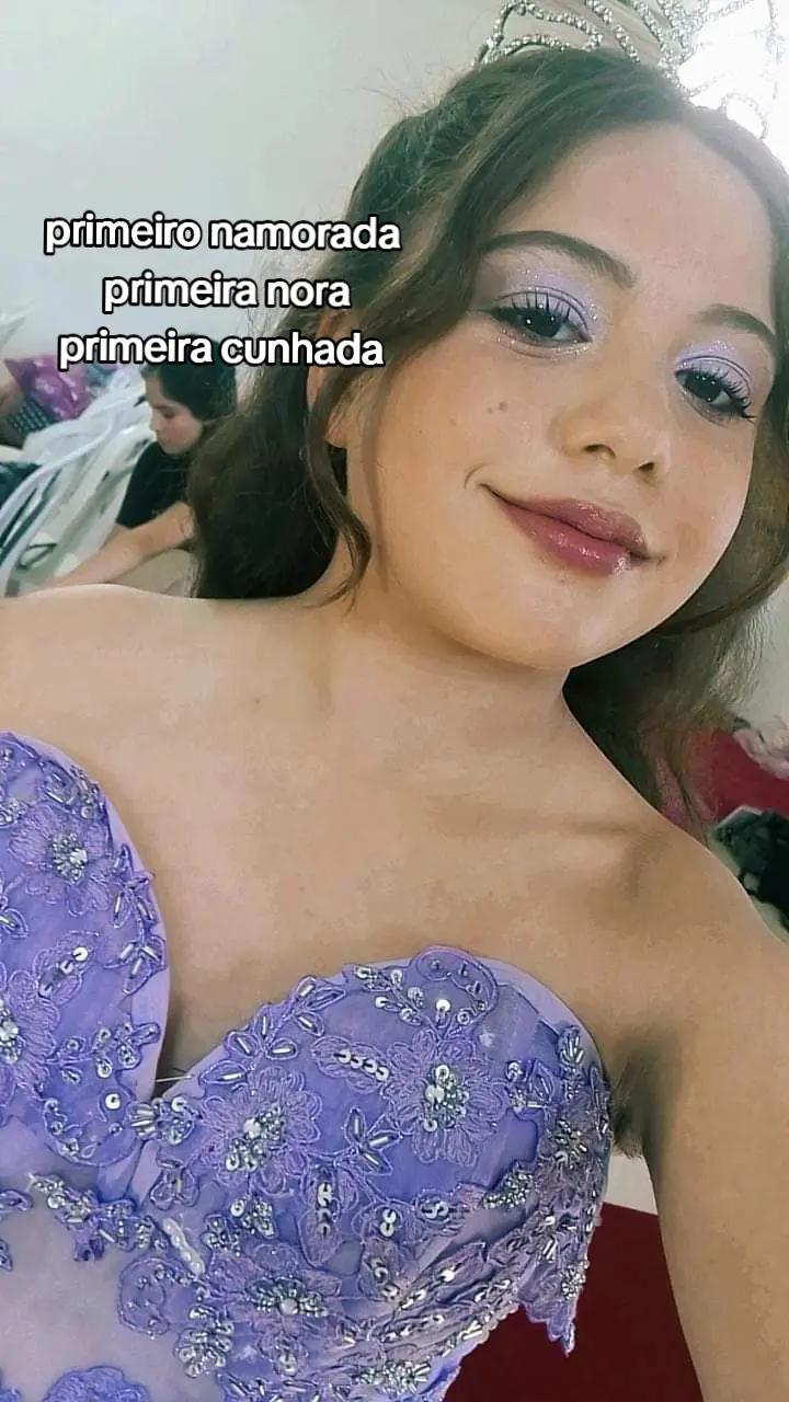 @KARALHO_É_A_ANA