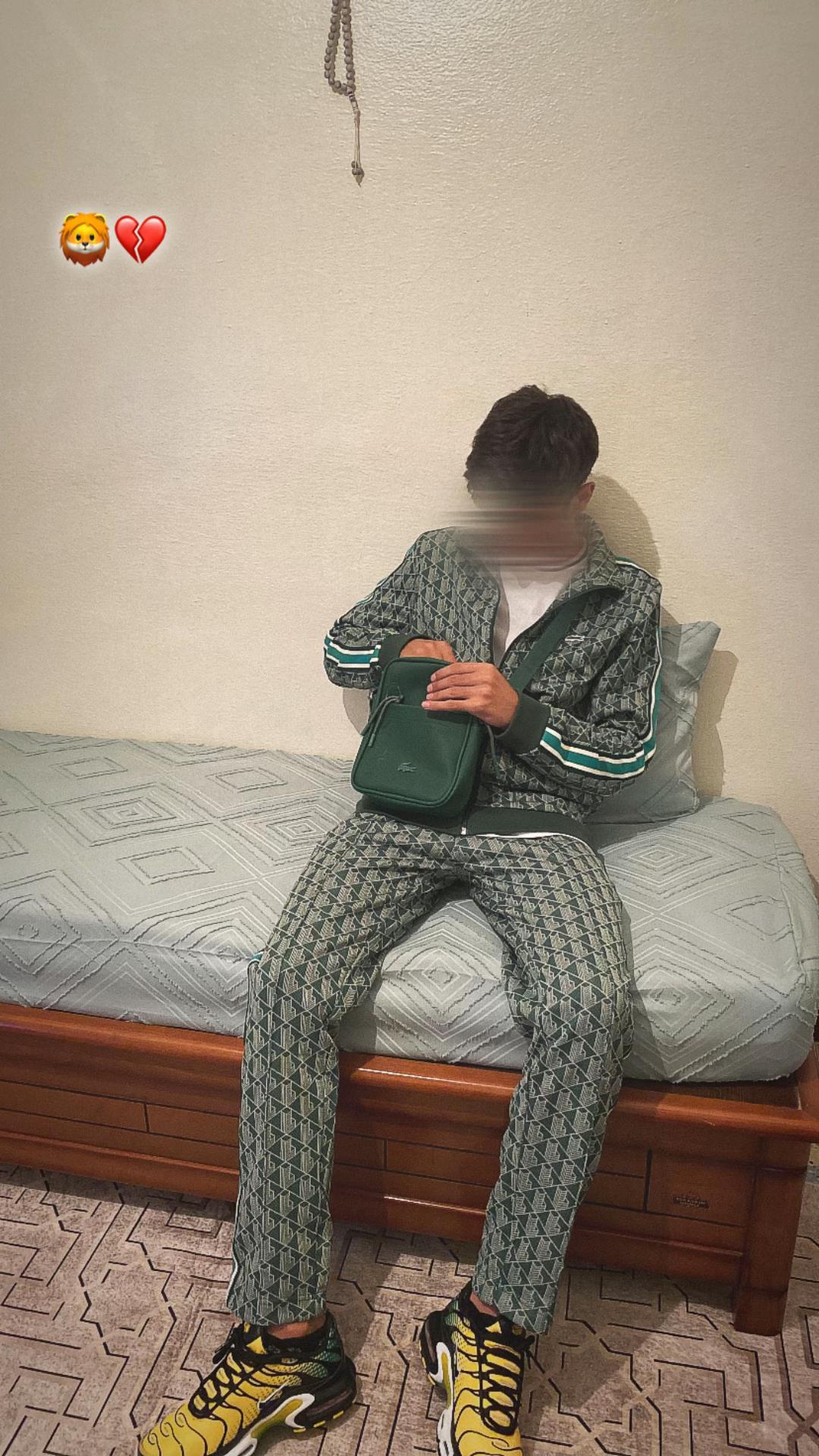 @๐ถโ๐๐๐๐_๐๐.๐ซ๐ท
