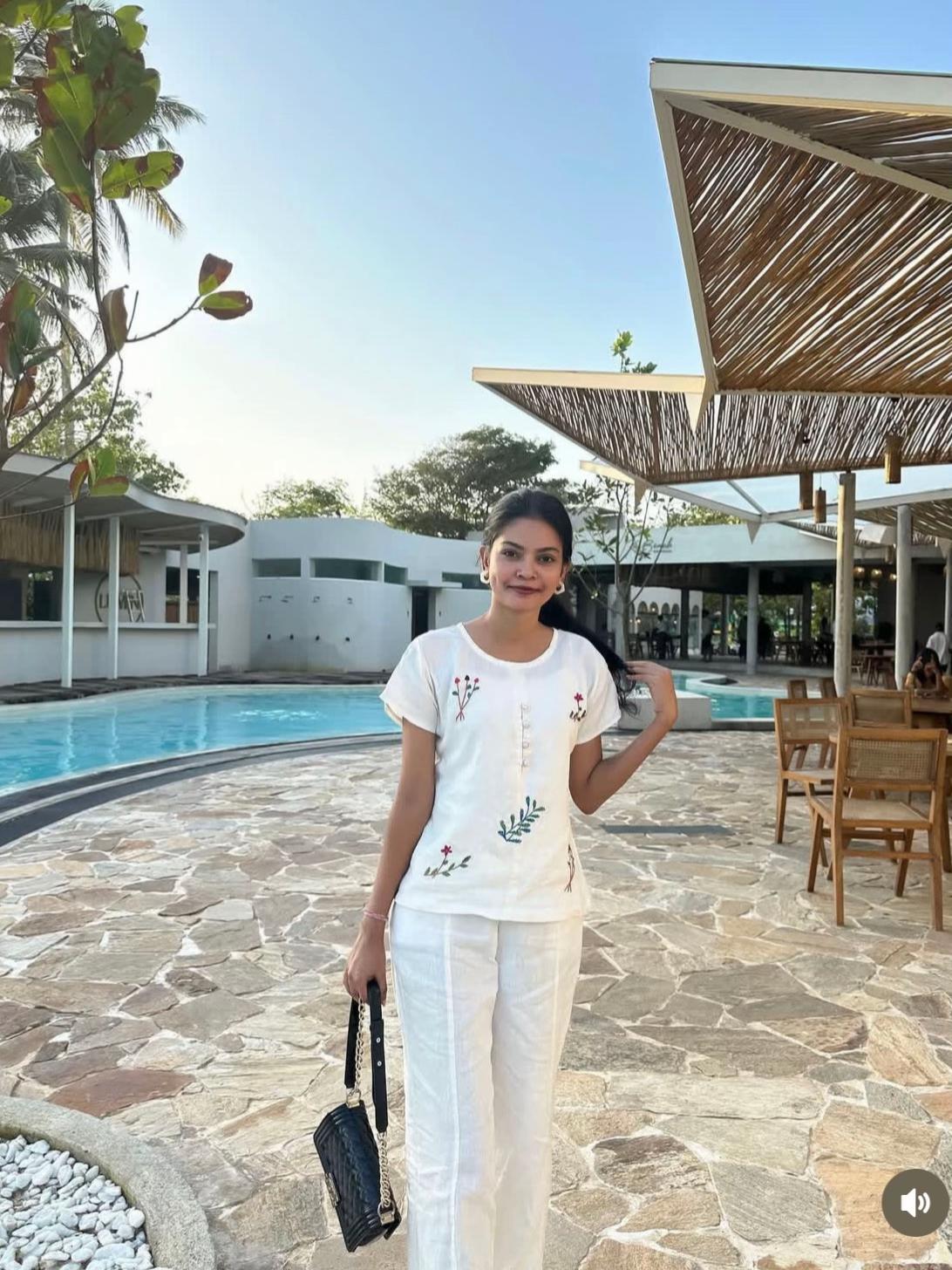 @Pravini Kotigampalaarachi