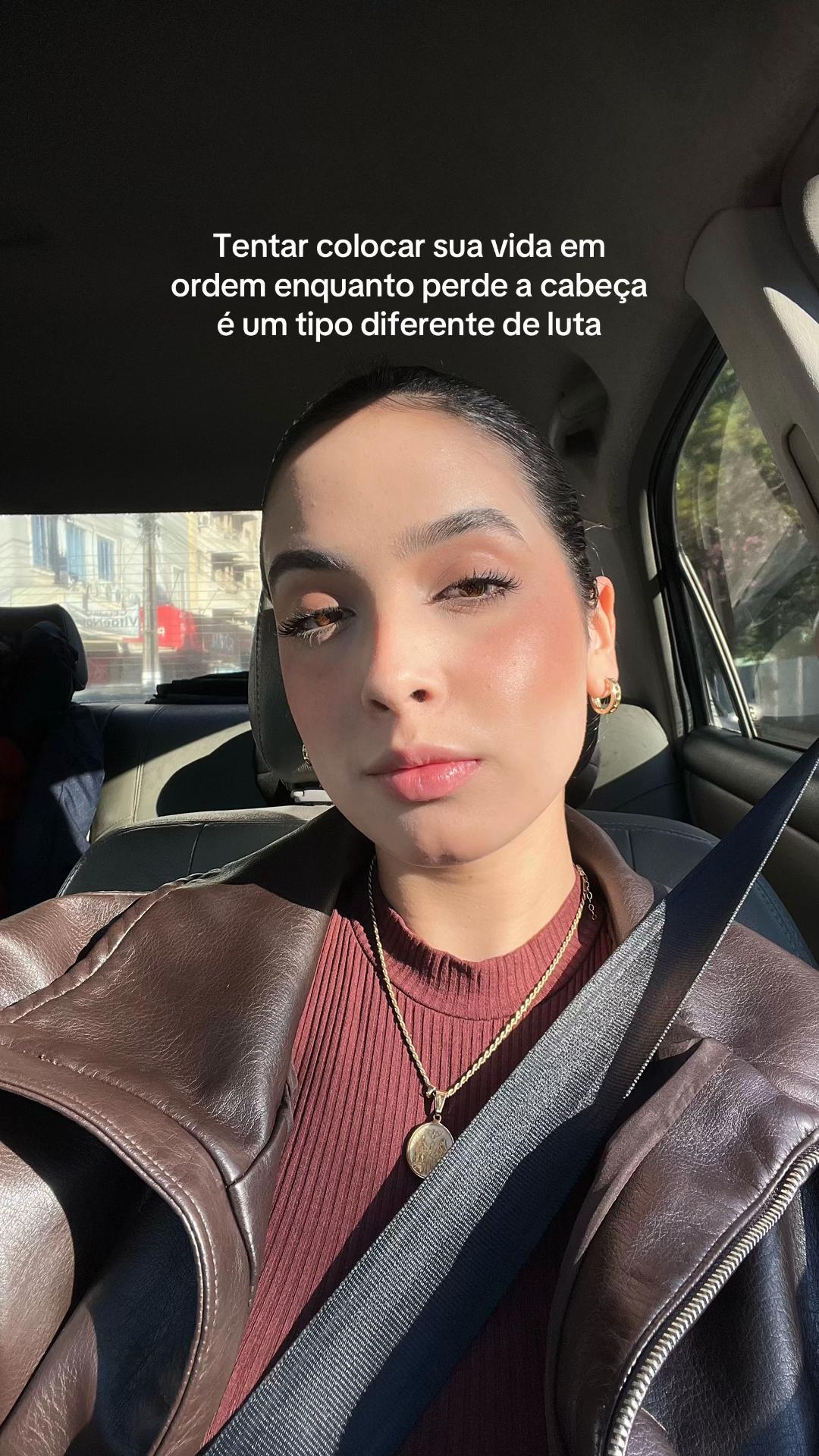 @Amanda Eloiza🇻🇦
