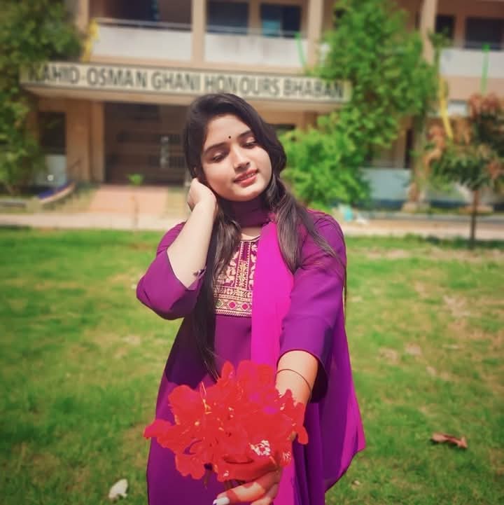 @Shreya ghosh ✌️