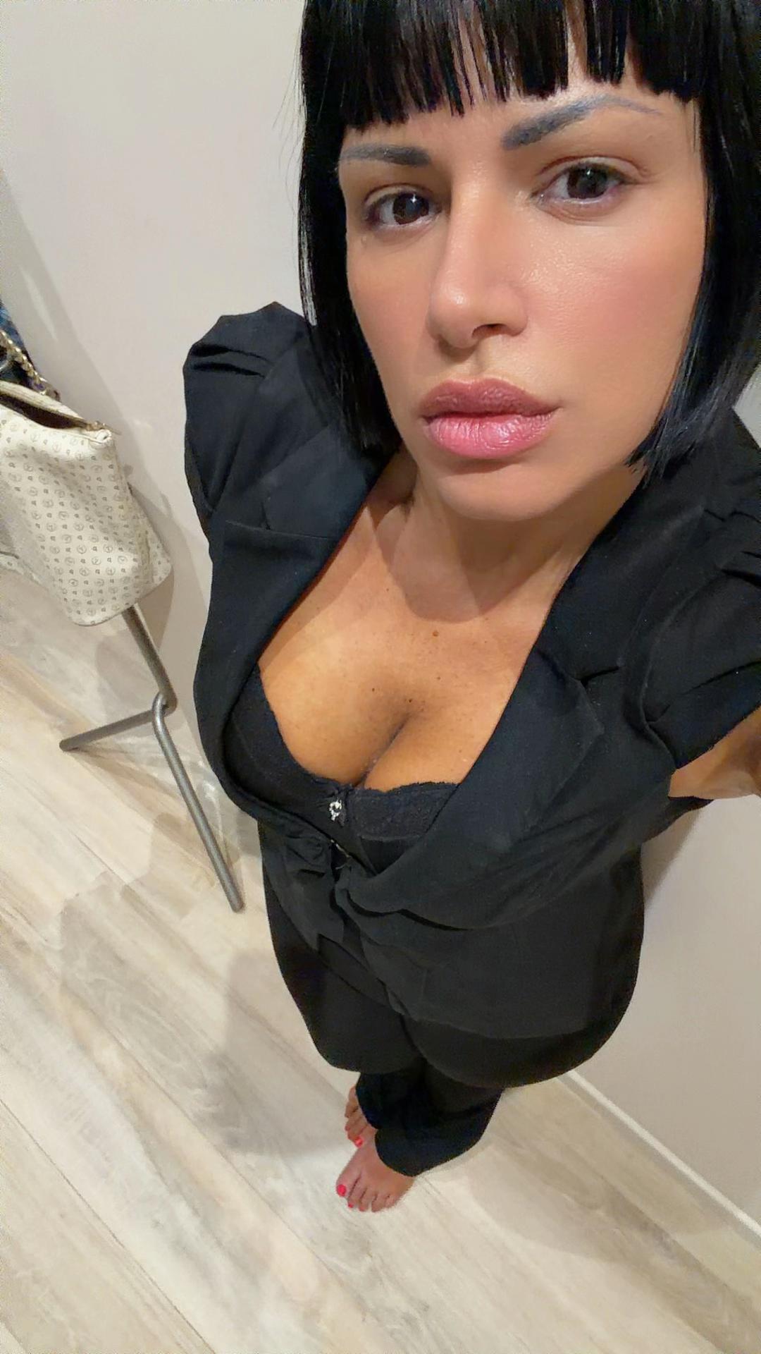 @🖤🌹🖤 ꪜꪖꪶꫀꪀꪻﺃꪀꪖ 🖤🌹🖤