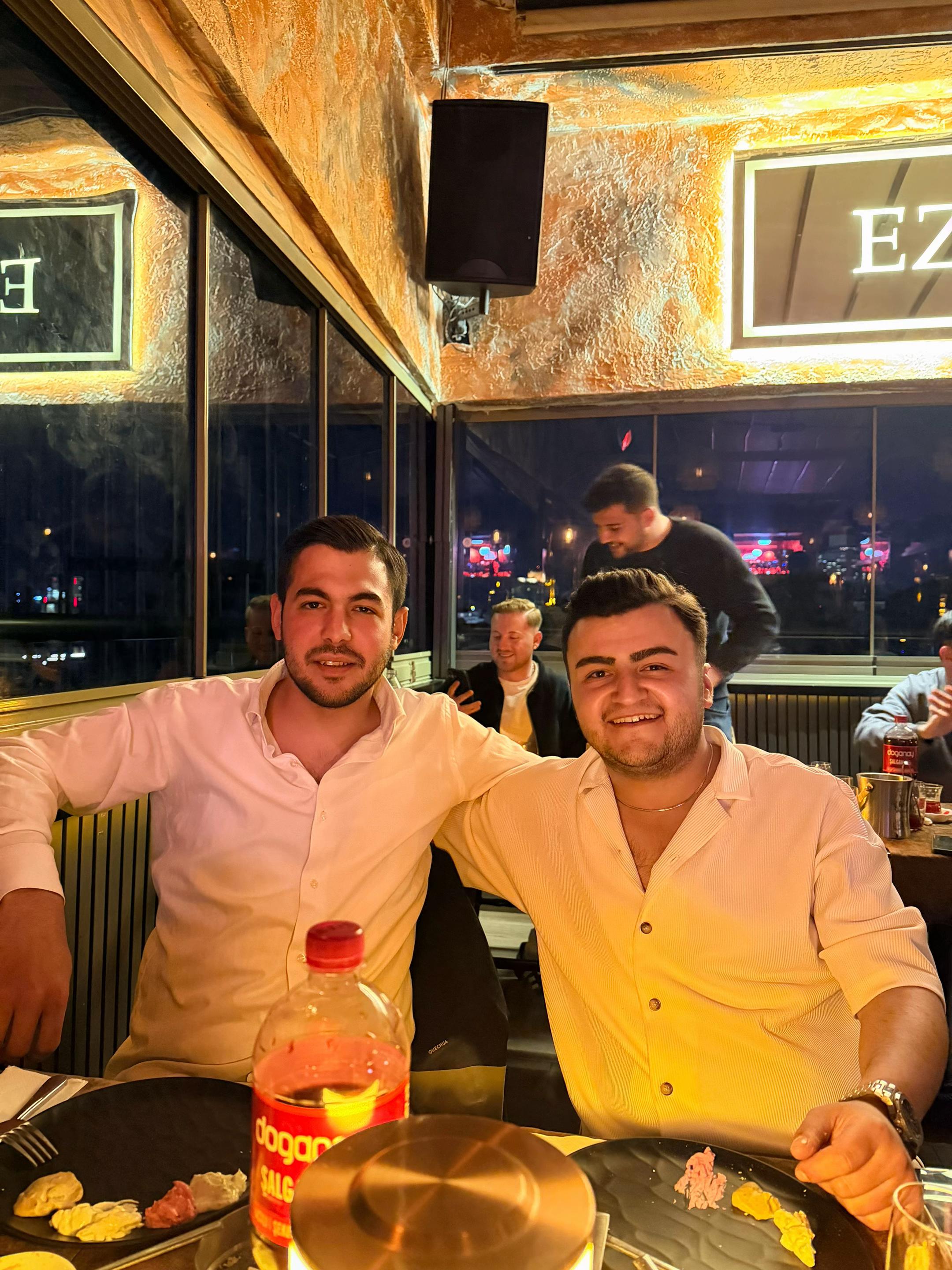 @Bayro